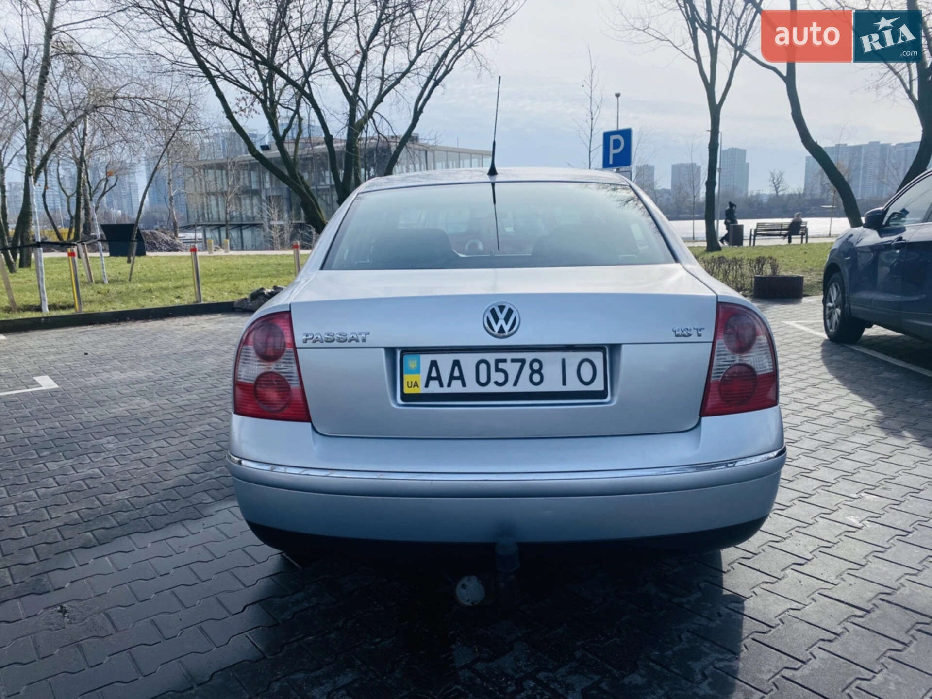 VOLKSWAGEN PASSAT 2003
