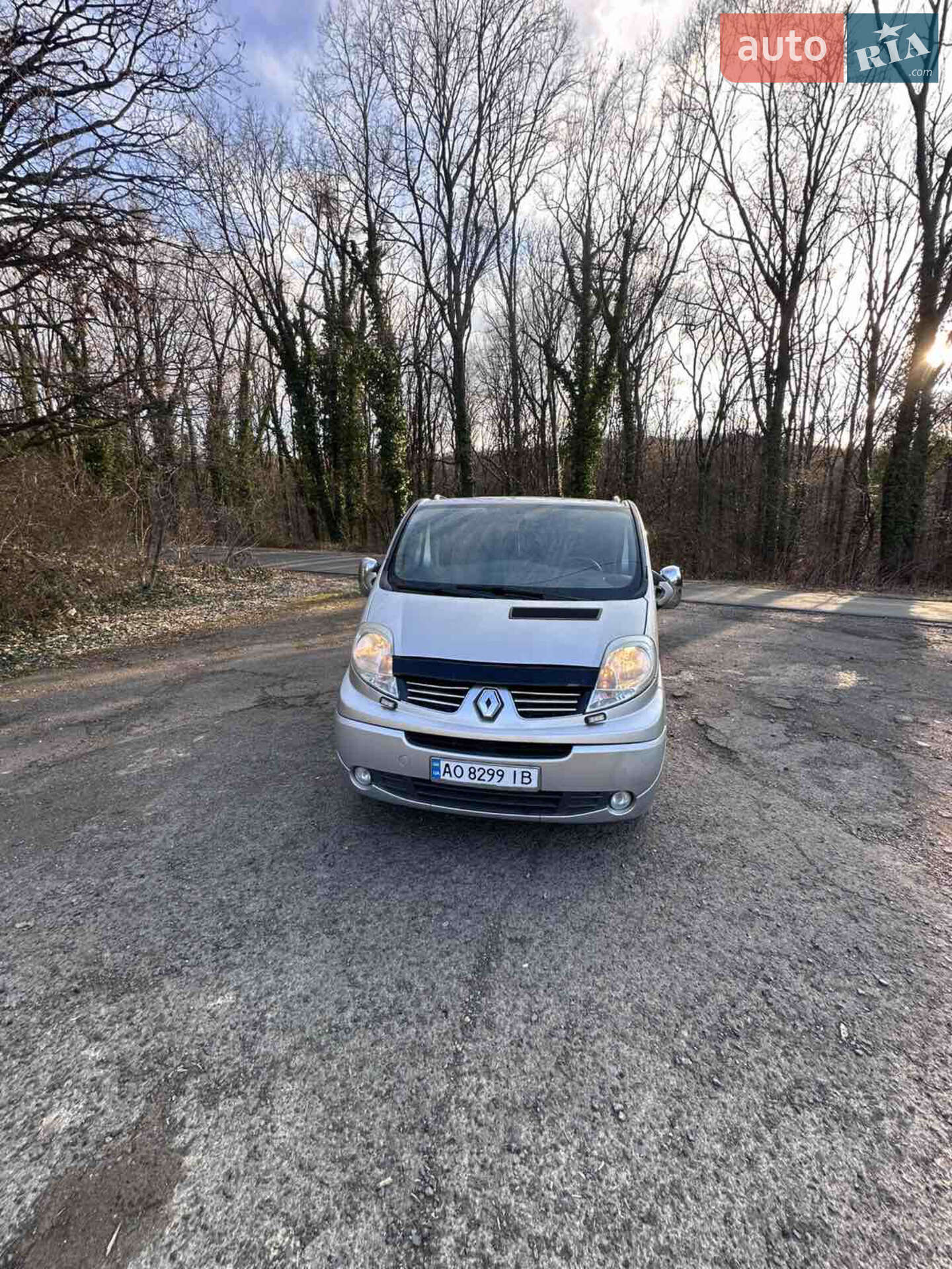 RENAULT TRAFIC 2011