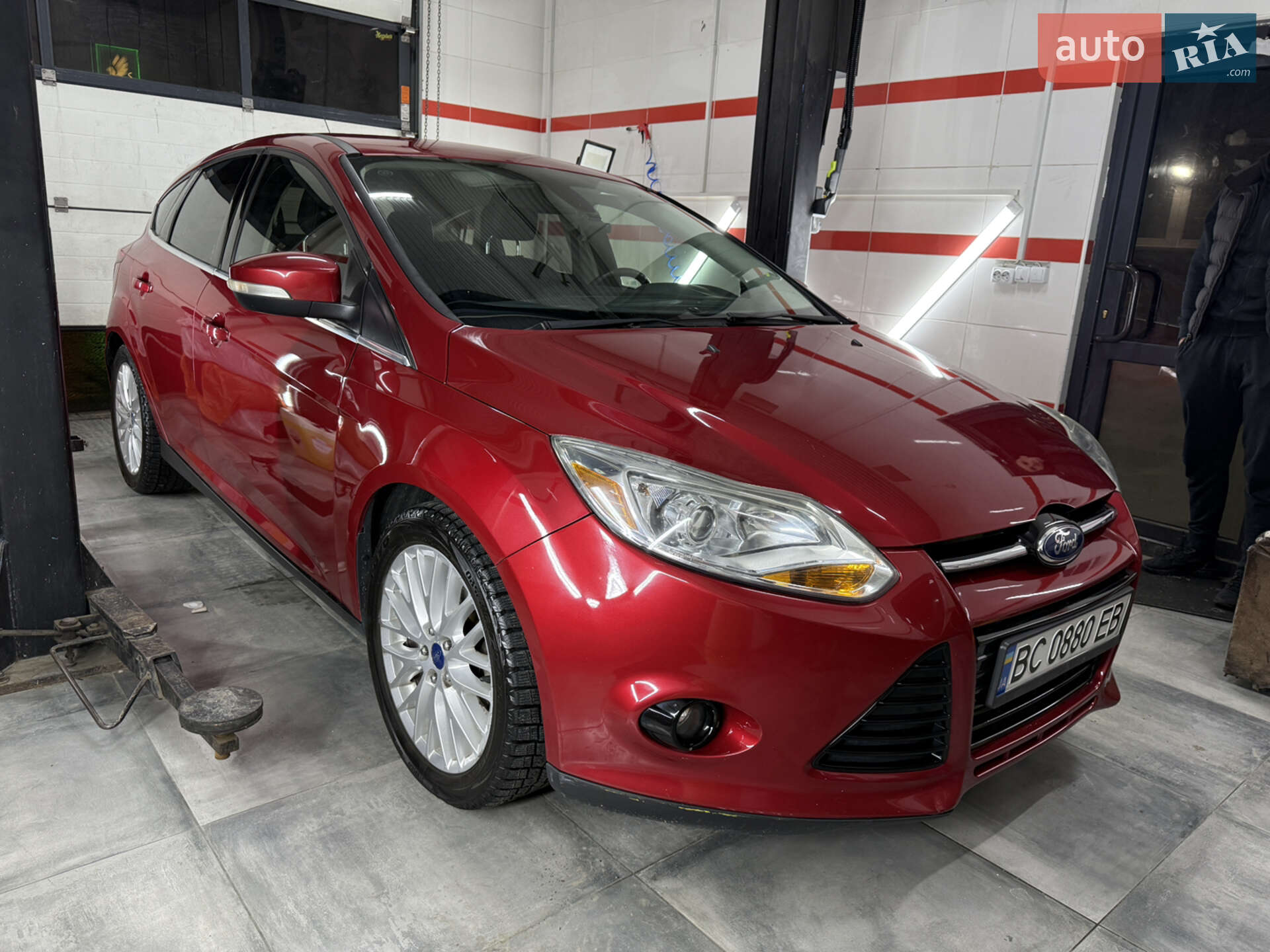 Головне фото звіту автомобіля FORD FOCUS 2011
