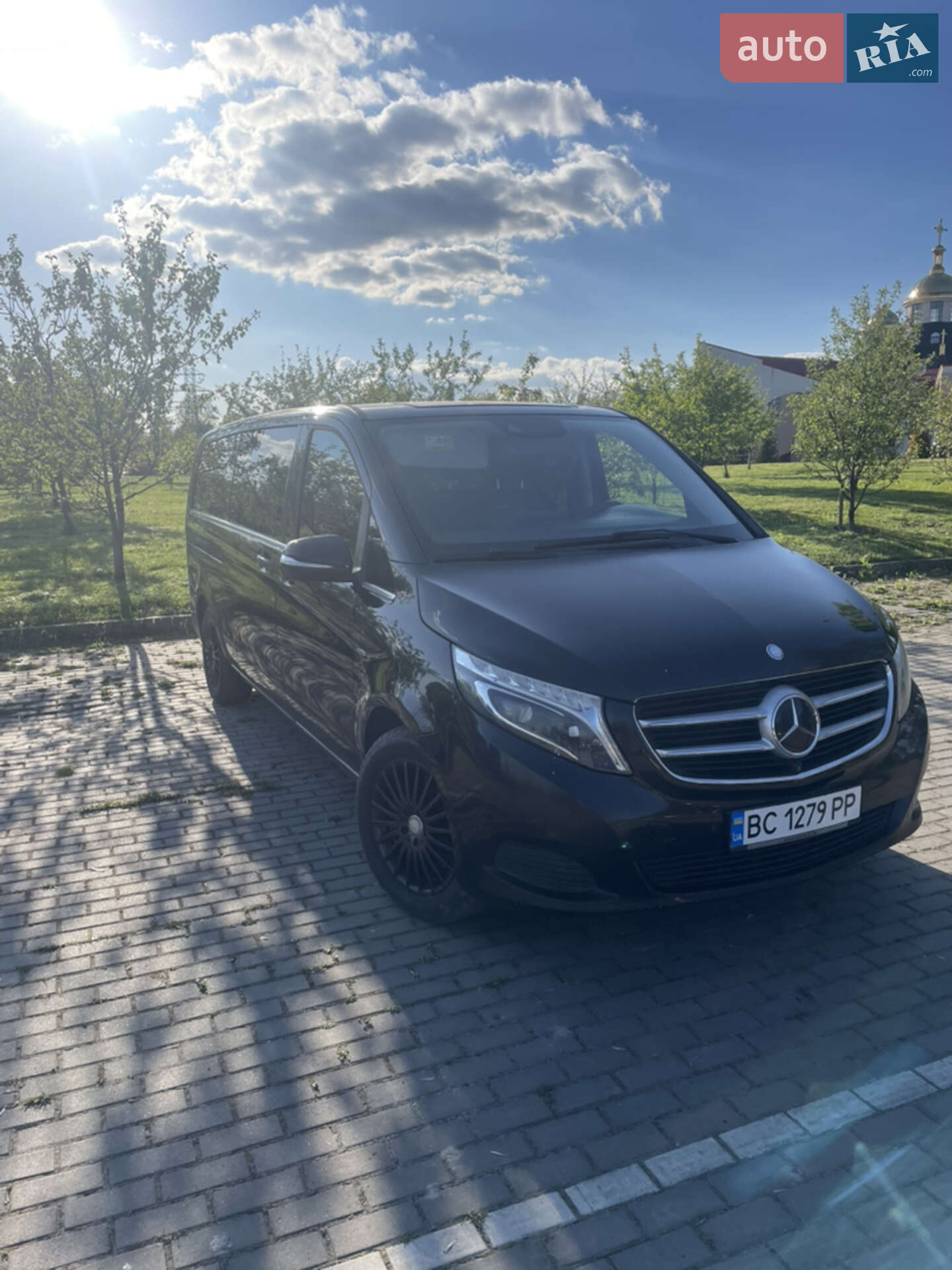 Головне фото звіту автомобіля MERCEDES-BENZ V 250 2015