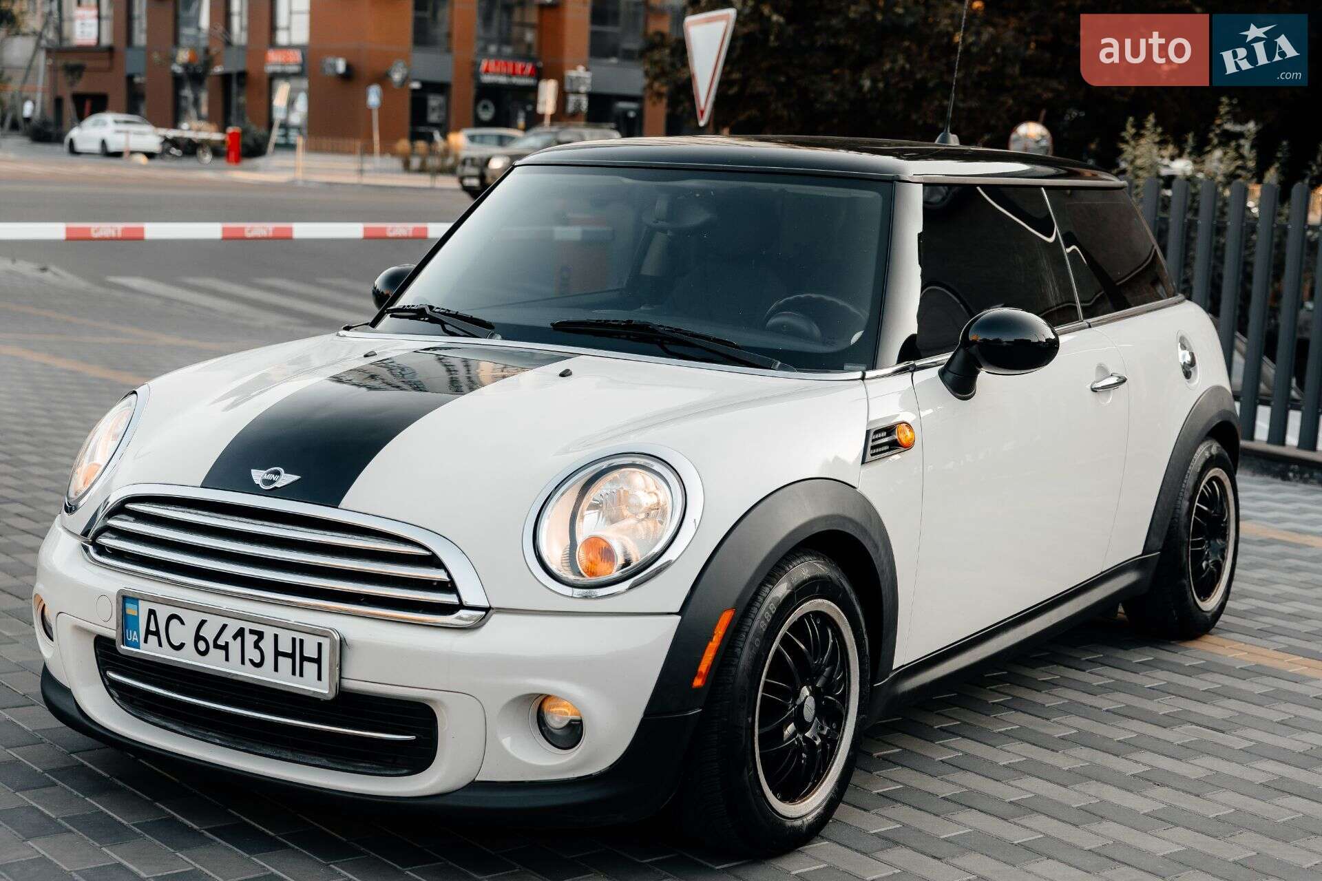 MINI Hatch 2011