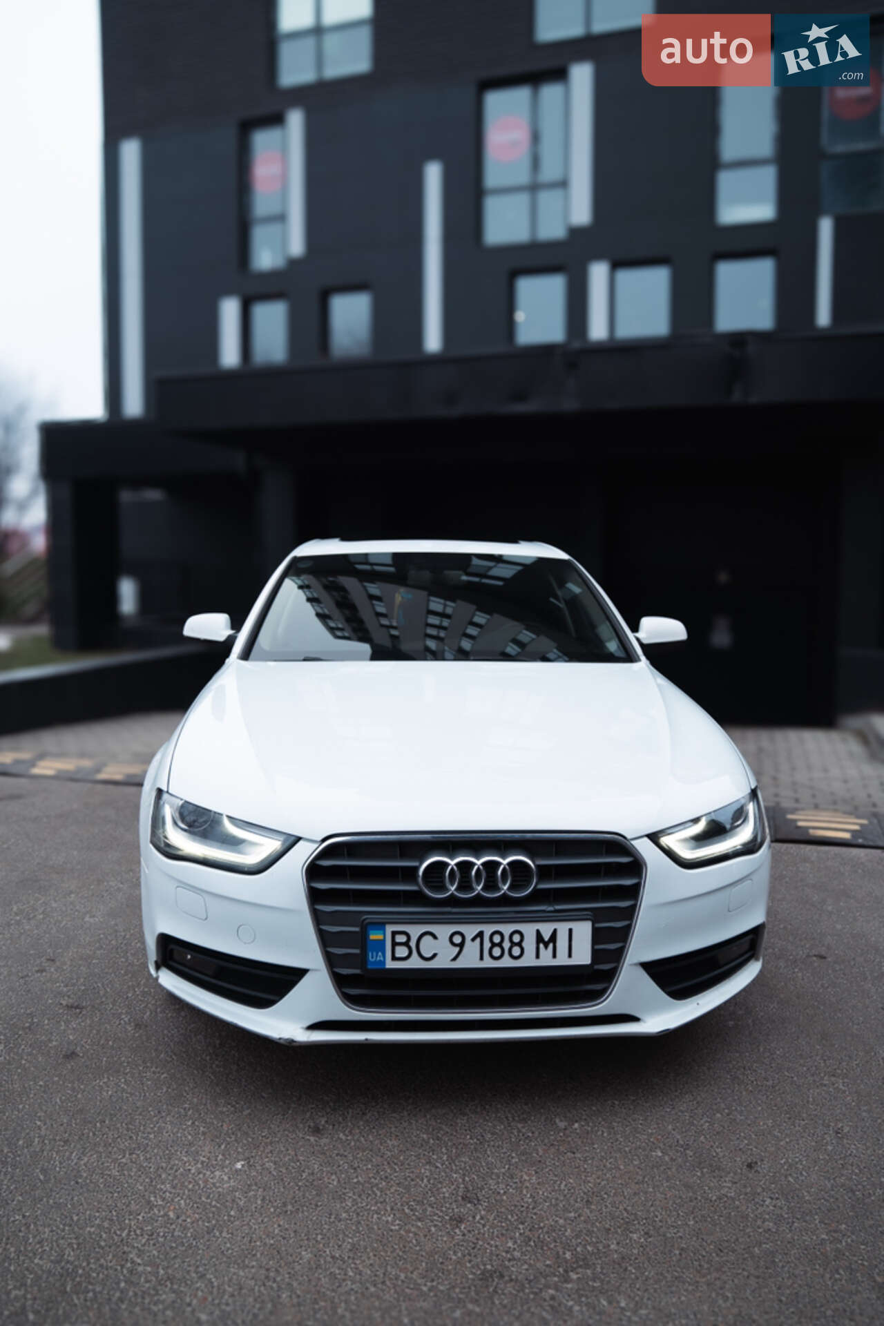 AUDI A4 2015