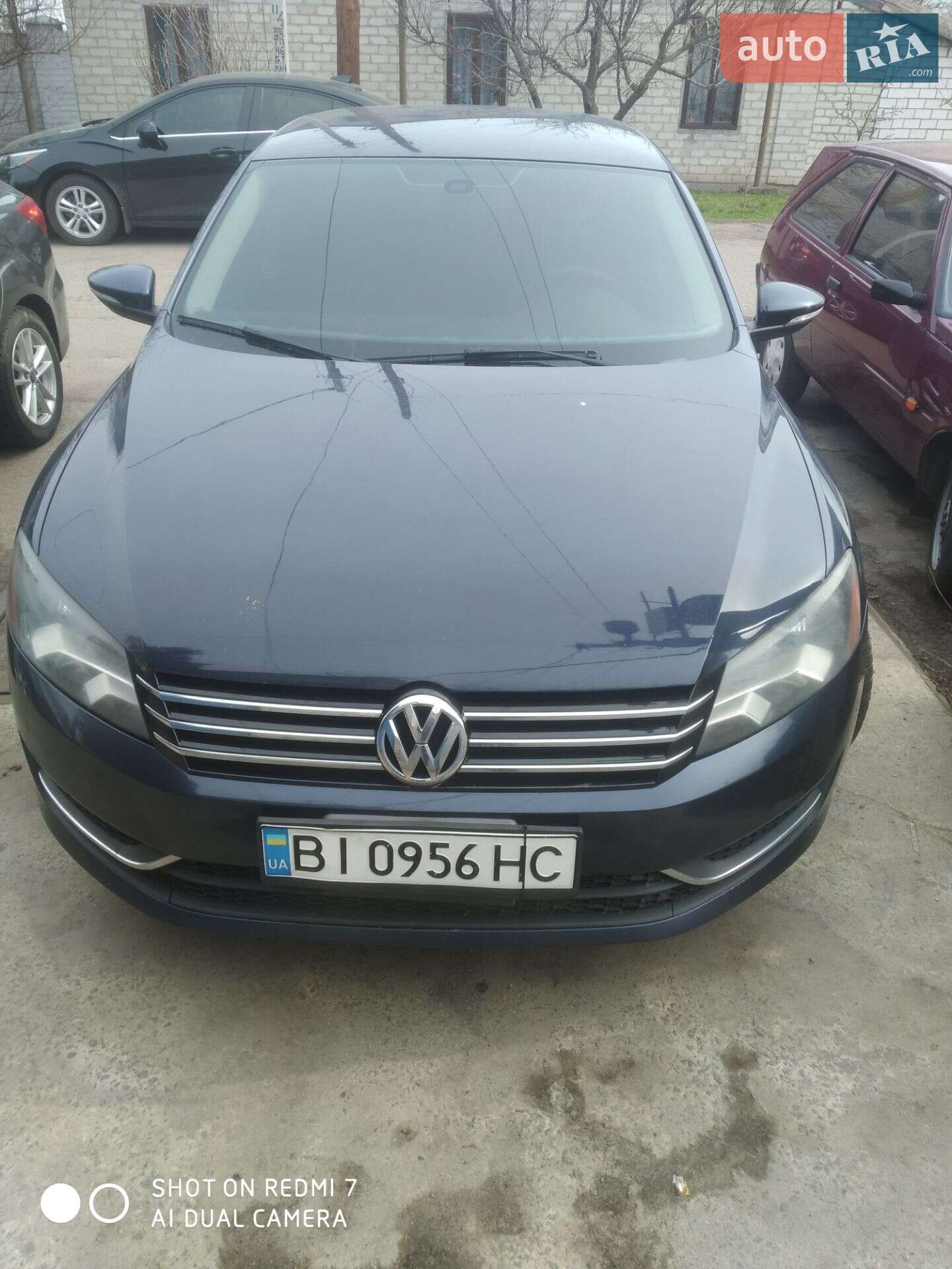 VOLKSWAGEN PASSAT 2011