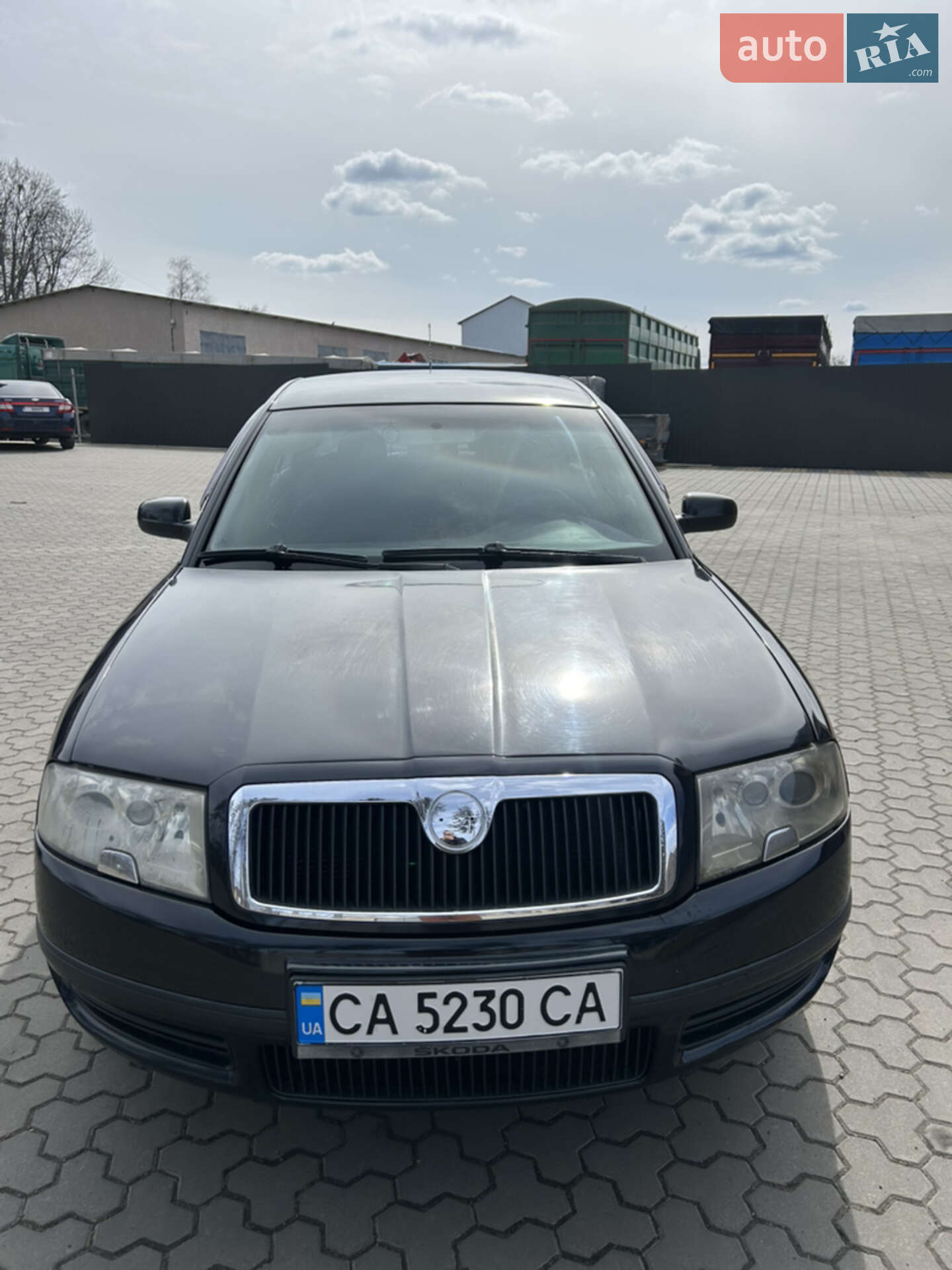 SKODA SUPERB 2004