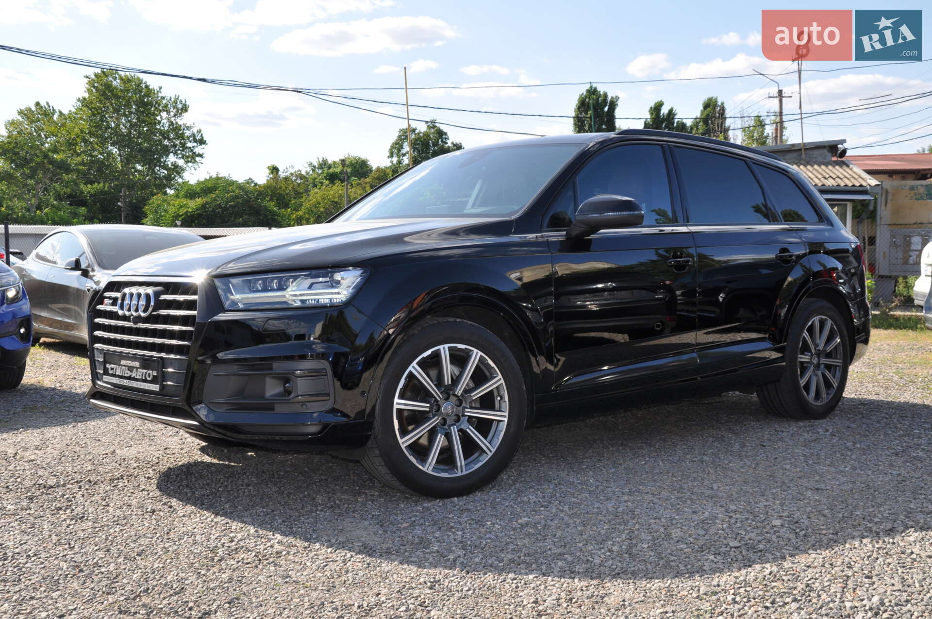 AUDI Q7 2017