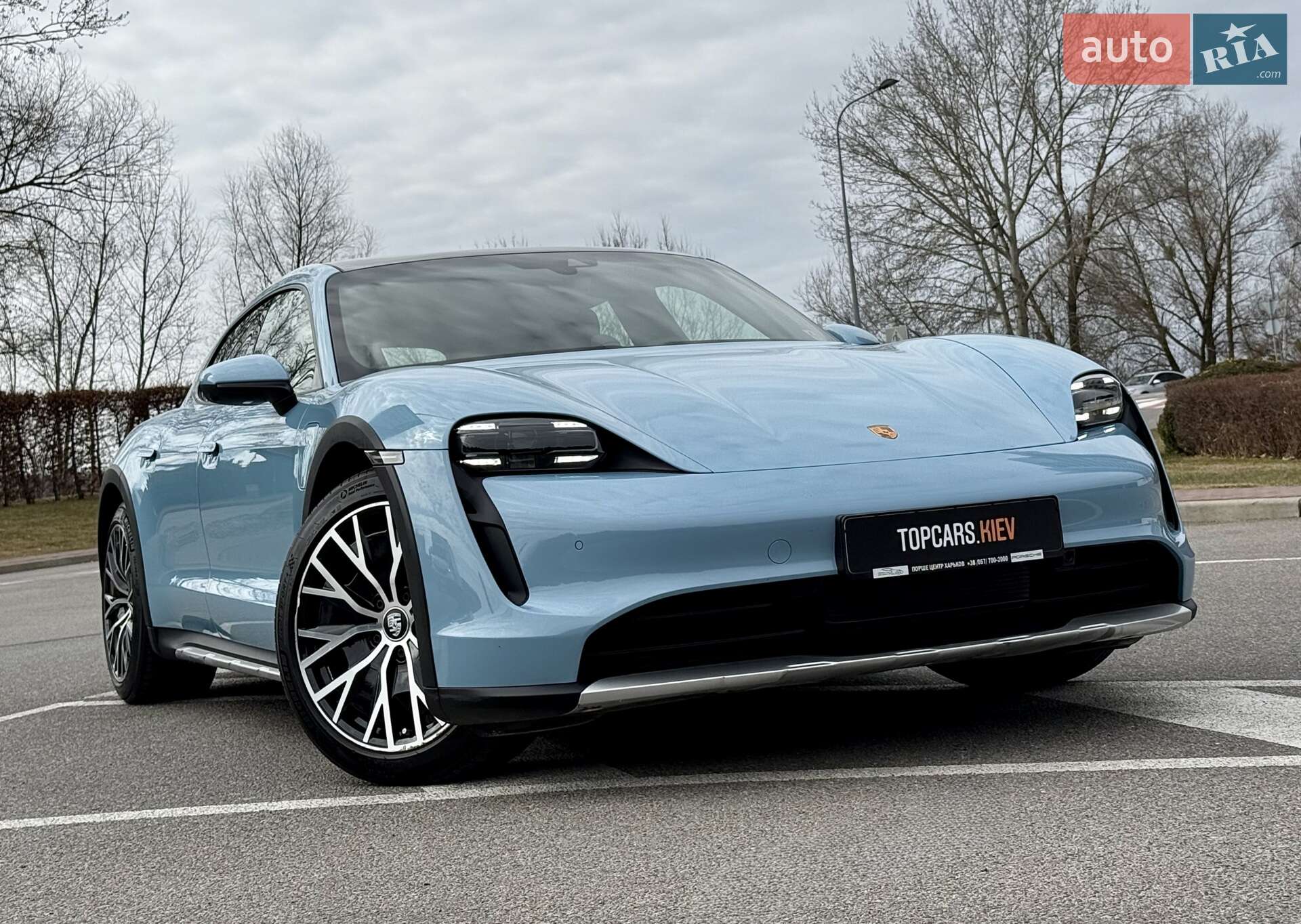 PORSCHE TAYCAN 2022