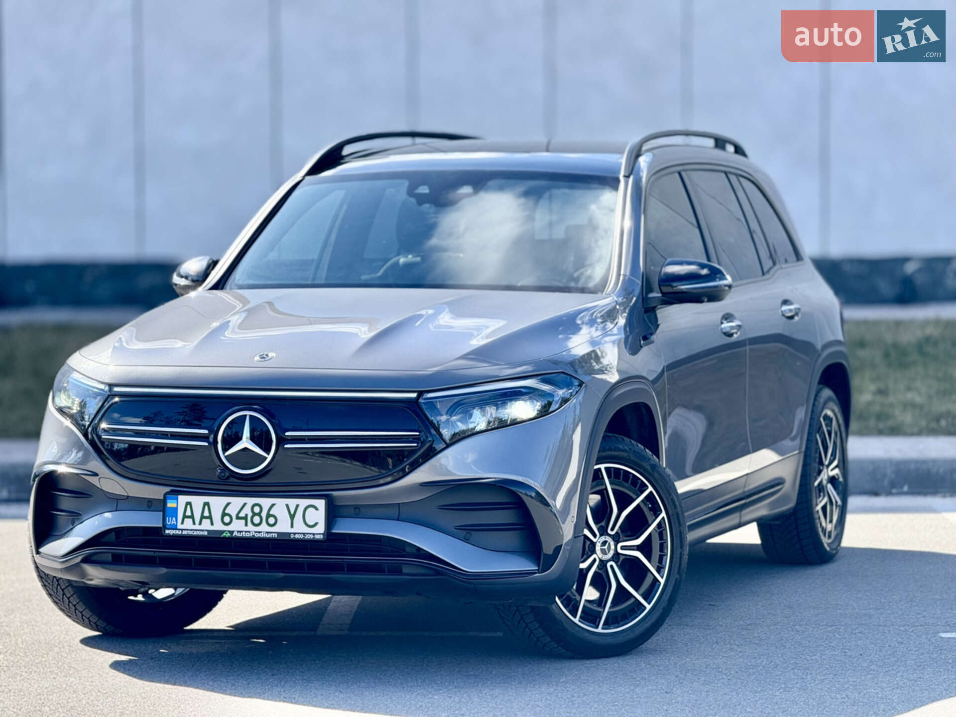 MERCEDES-BENZ EQB 300 2022