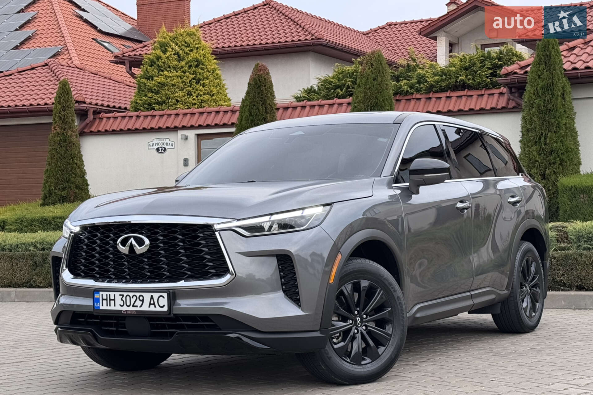 INFINITI QX60 2022