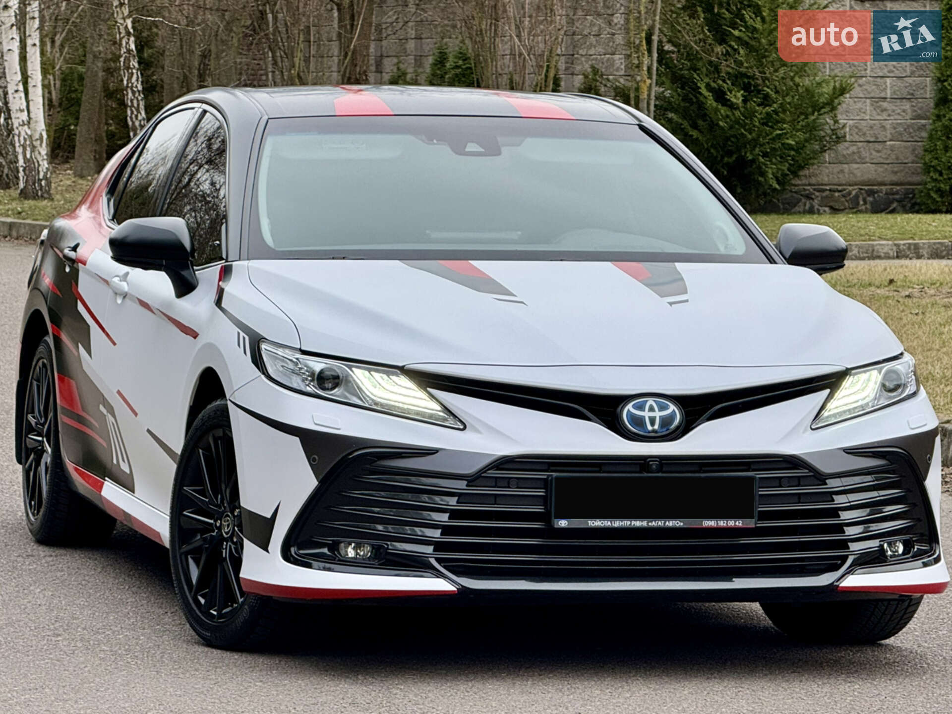 TOYOTA CAMRY