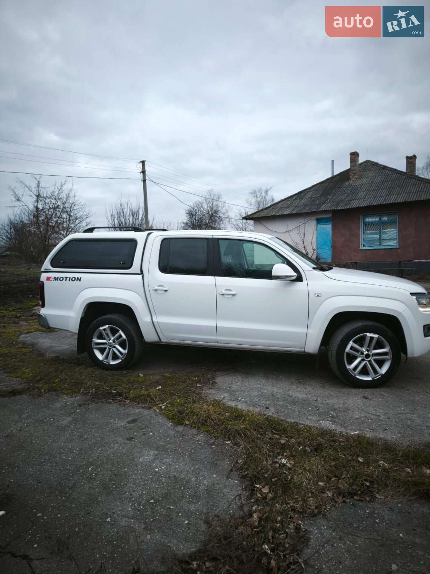 VOLKSWAGEN AMAROK 2016