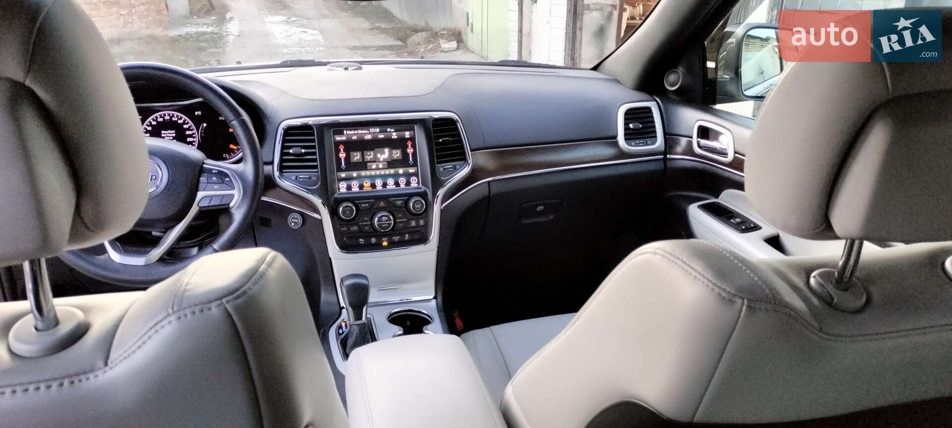 JEEP GRAND CHEROKEE 2018