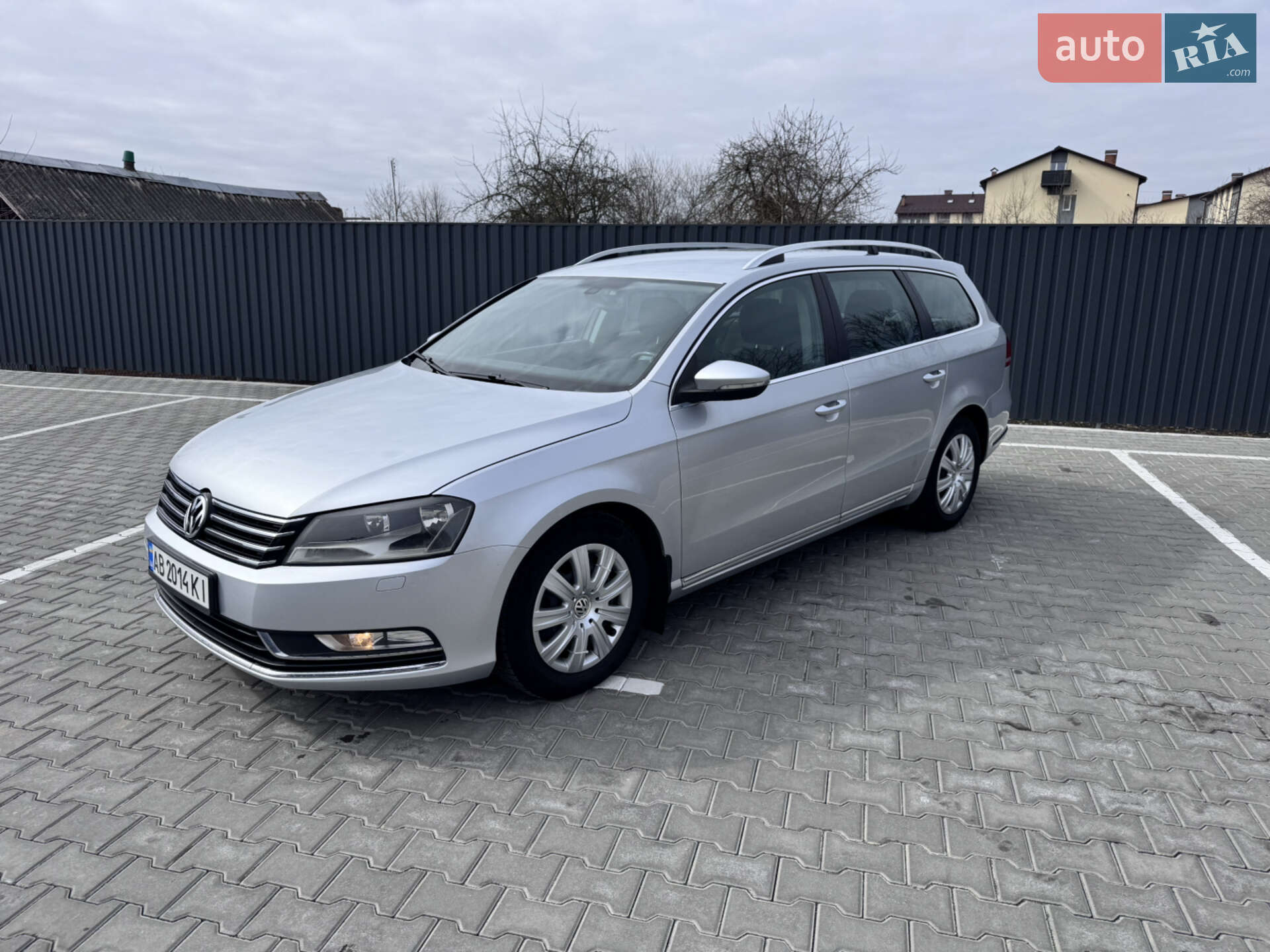 VOLKSWAGEN PASSAT 2010