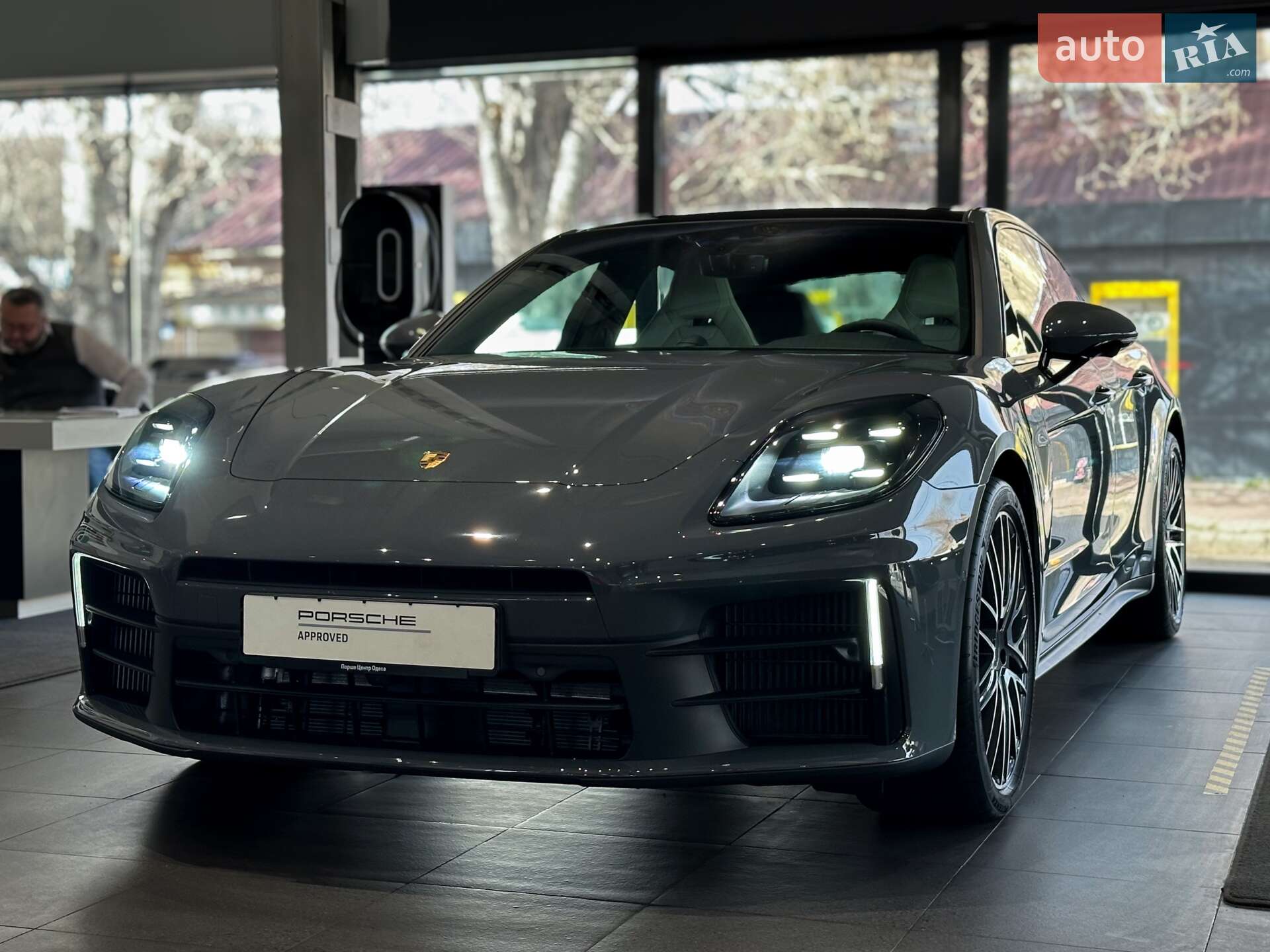 PORSCHE PANAMERA 2024