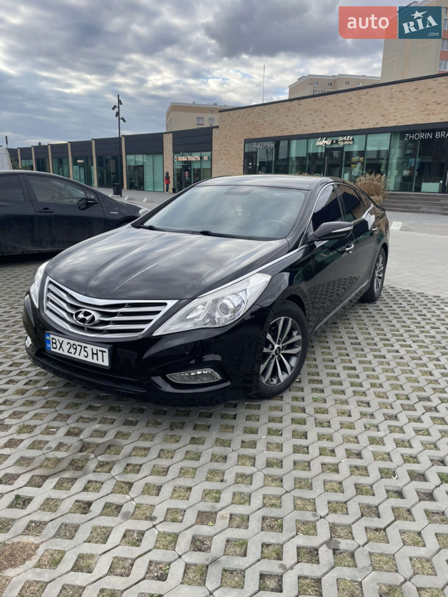 HYUNDAI GRANDEUR 2012