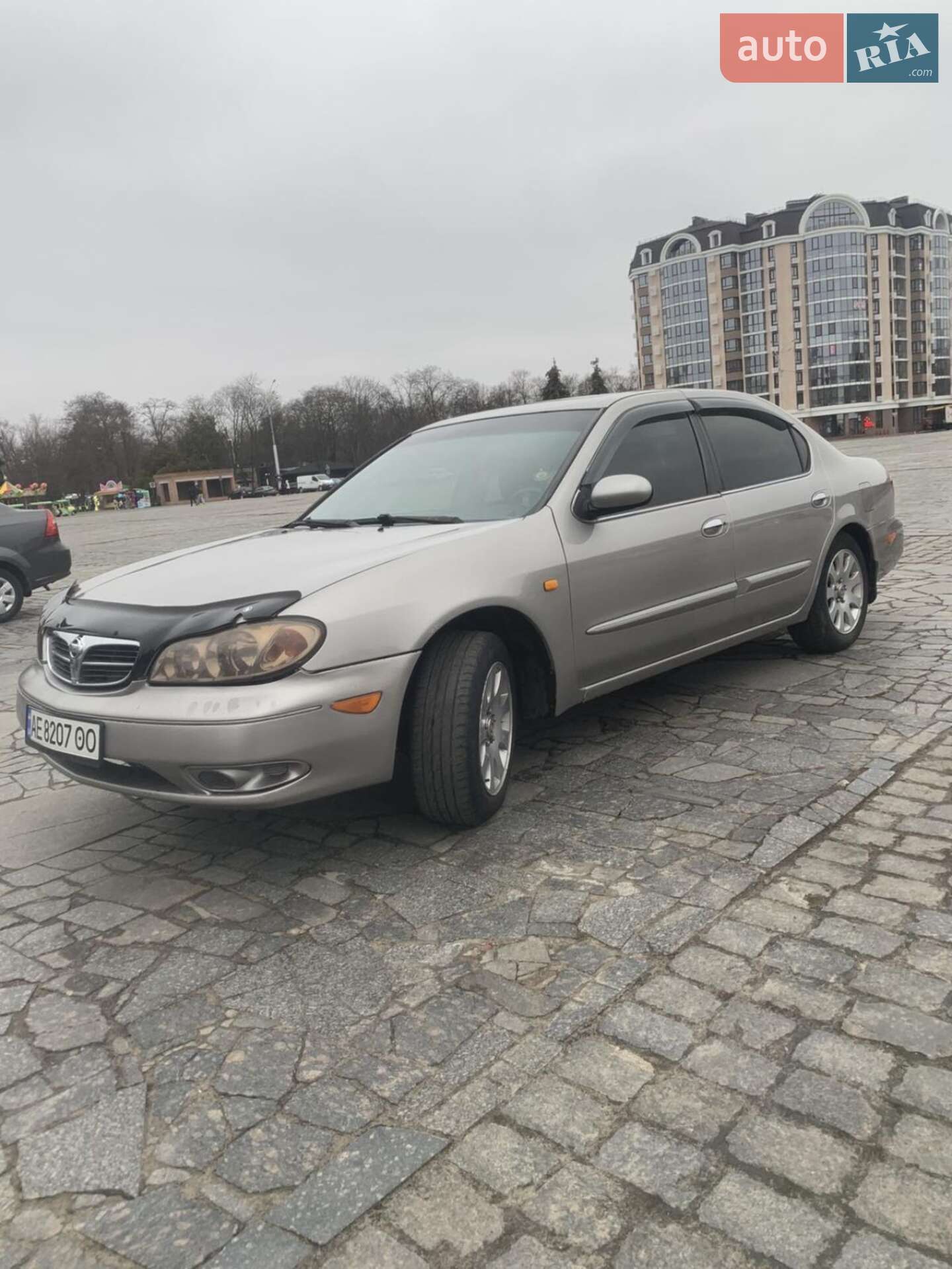 NISSAN MAXIMA 2000
