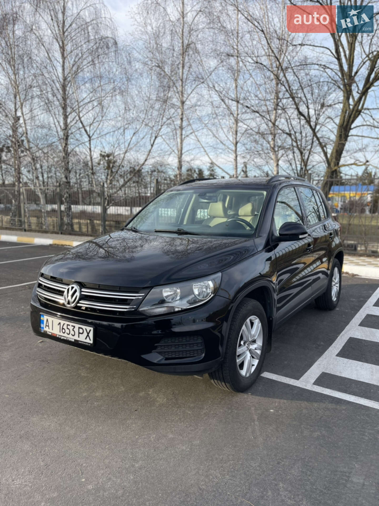 VOLKSWAGEN TIGUAN 2016