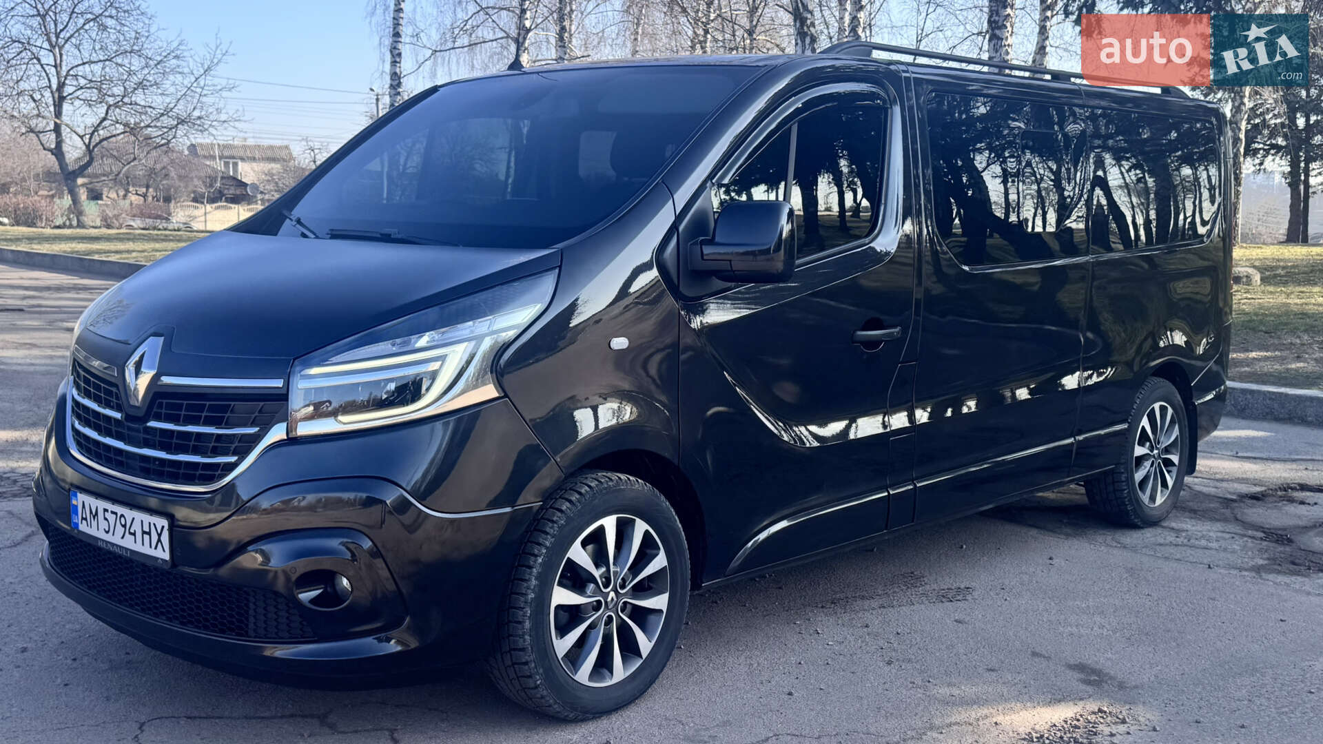 RENAULT TRAFIC 2019