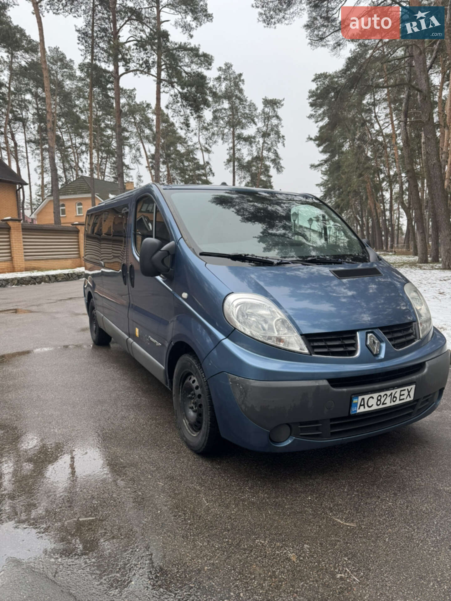 Головне фото звіту автомобіля RENAULT TRAFIC 2012