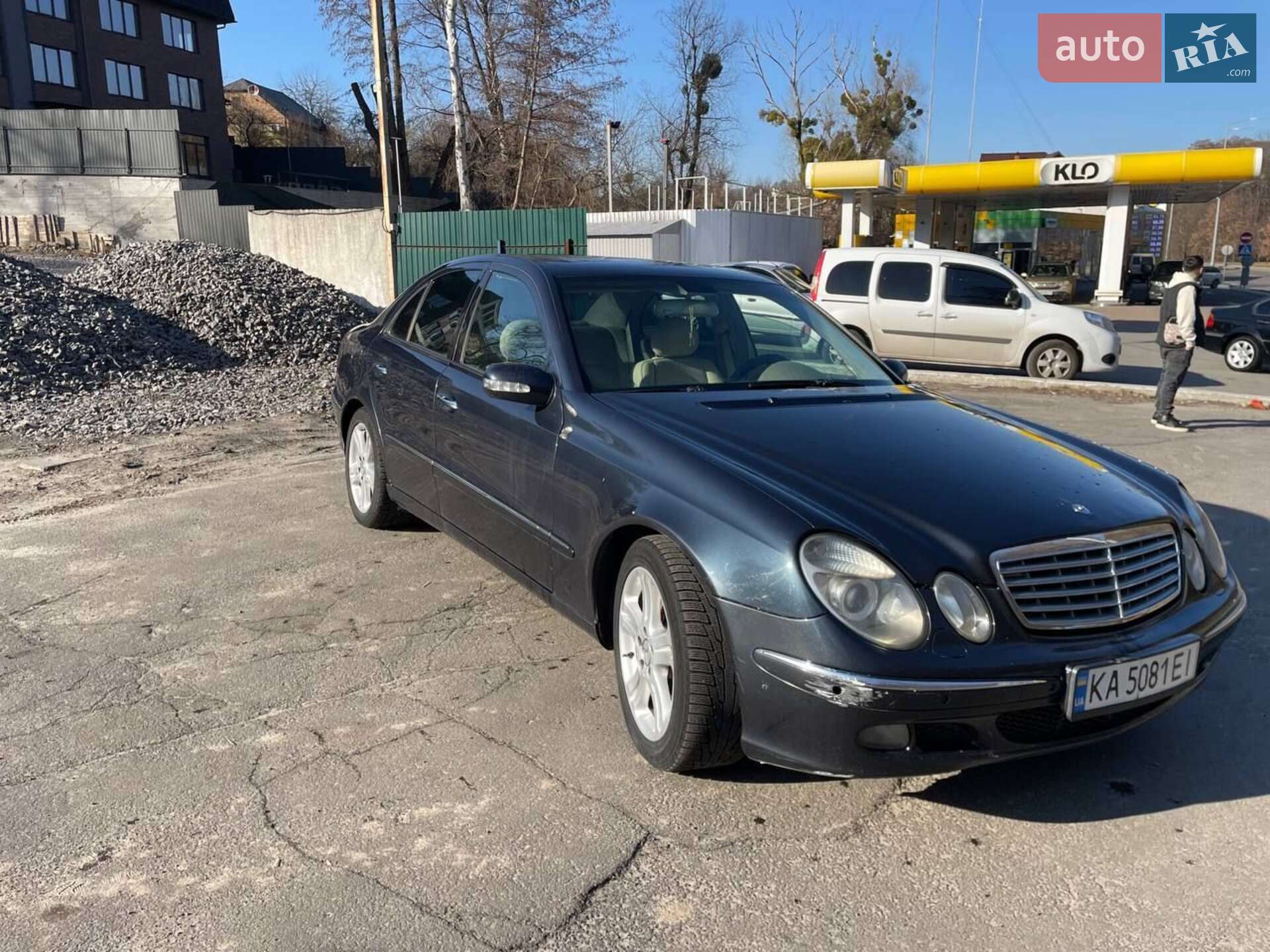 Головне фото звіту автомобіля MERCEDES-BENZ E 270 CDI 2002