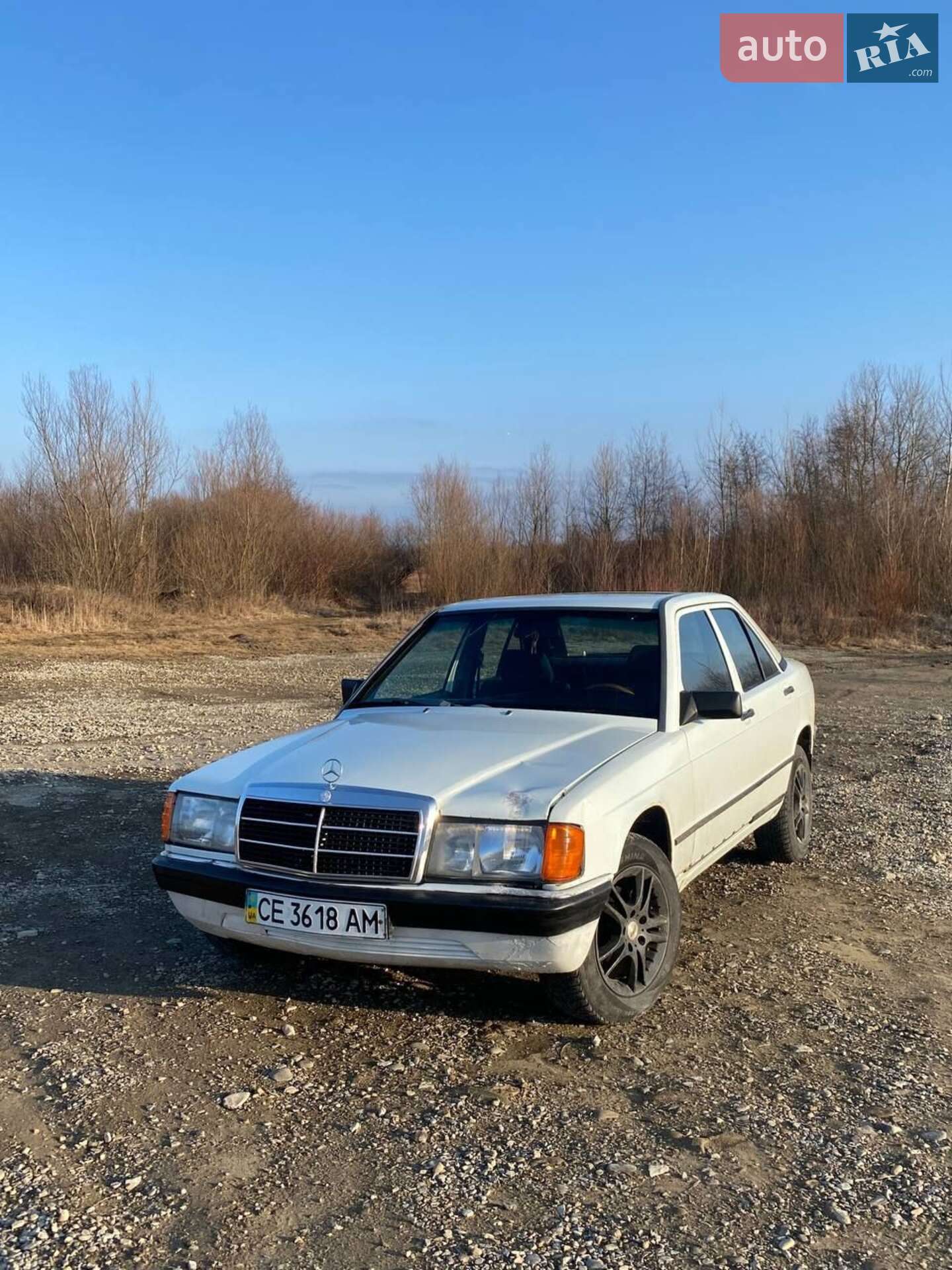 MERCEDES-BENZ 190 1987