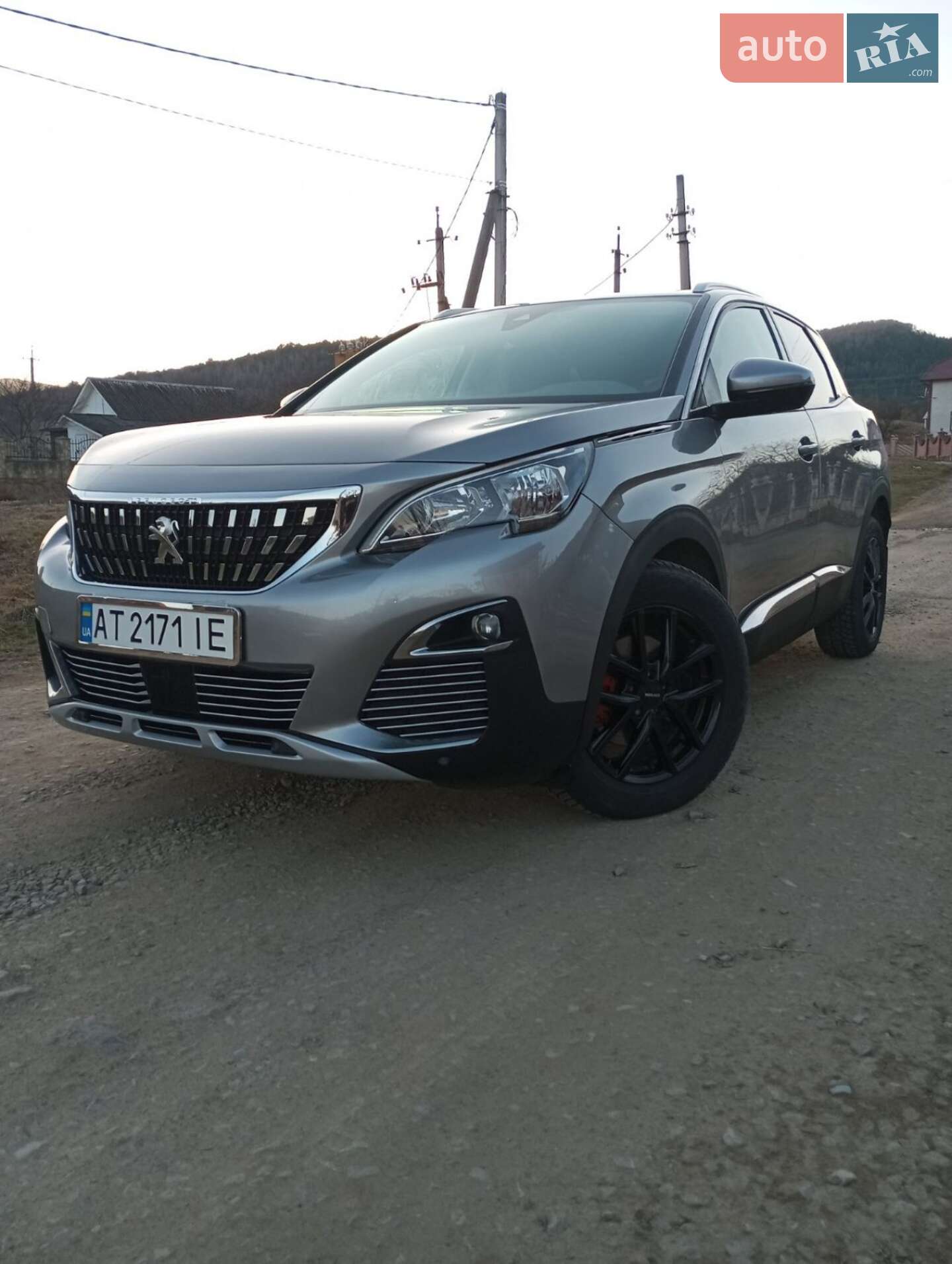 PEUGEOT 3008 2019