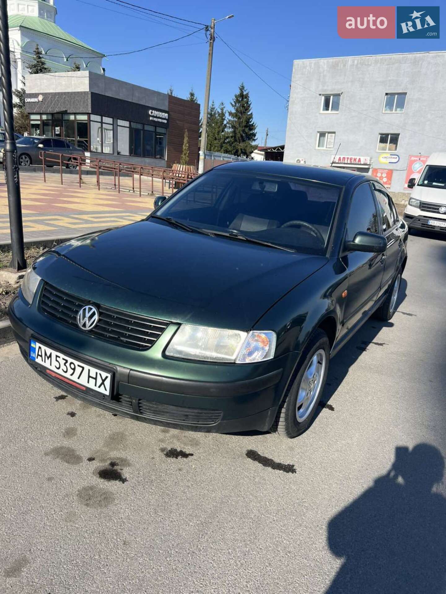 VOLKSWAGEN PASSAT 1998