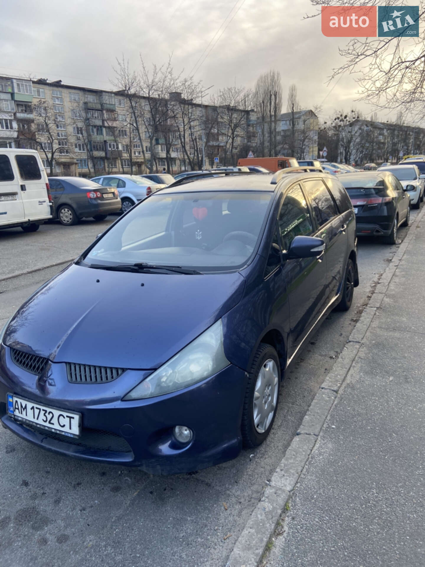 Mitsubishi Grandis 2004