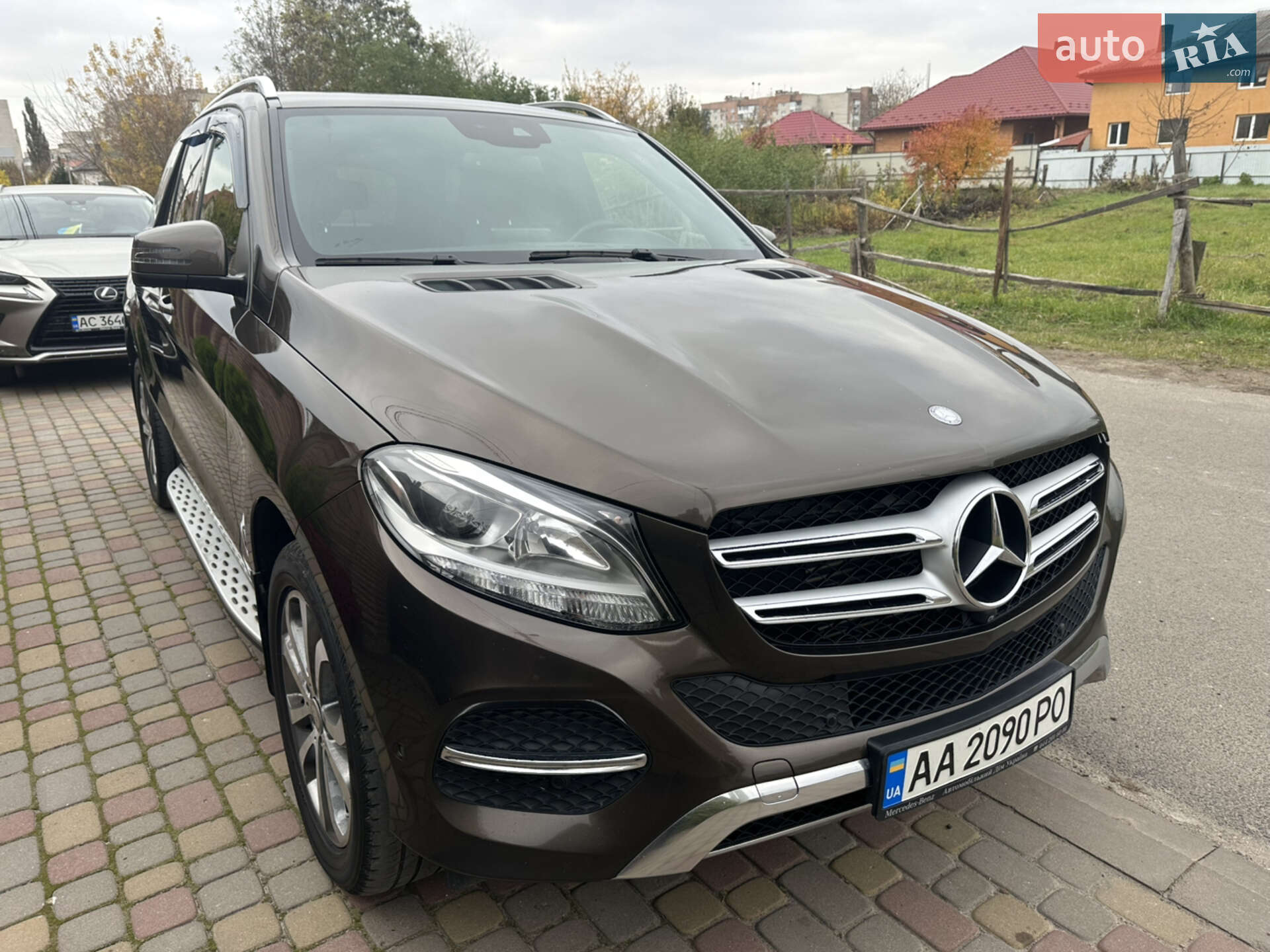 MERCEDES-BENZ GLE 350D 2016