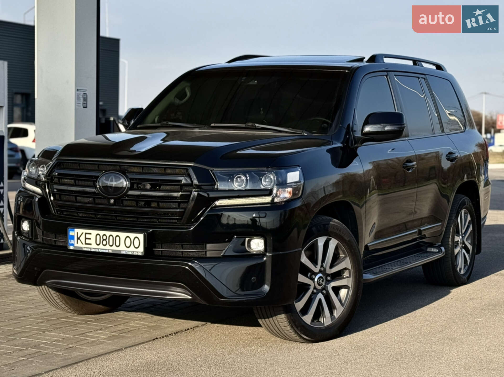 TOYOTA LAND CRUISER 200