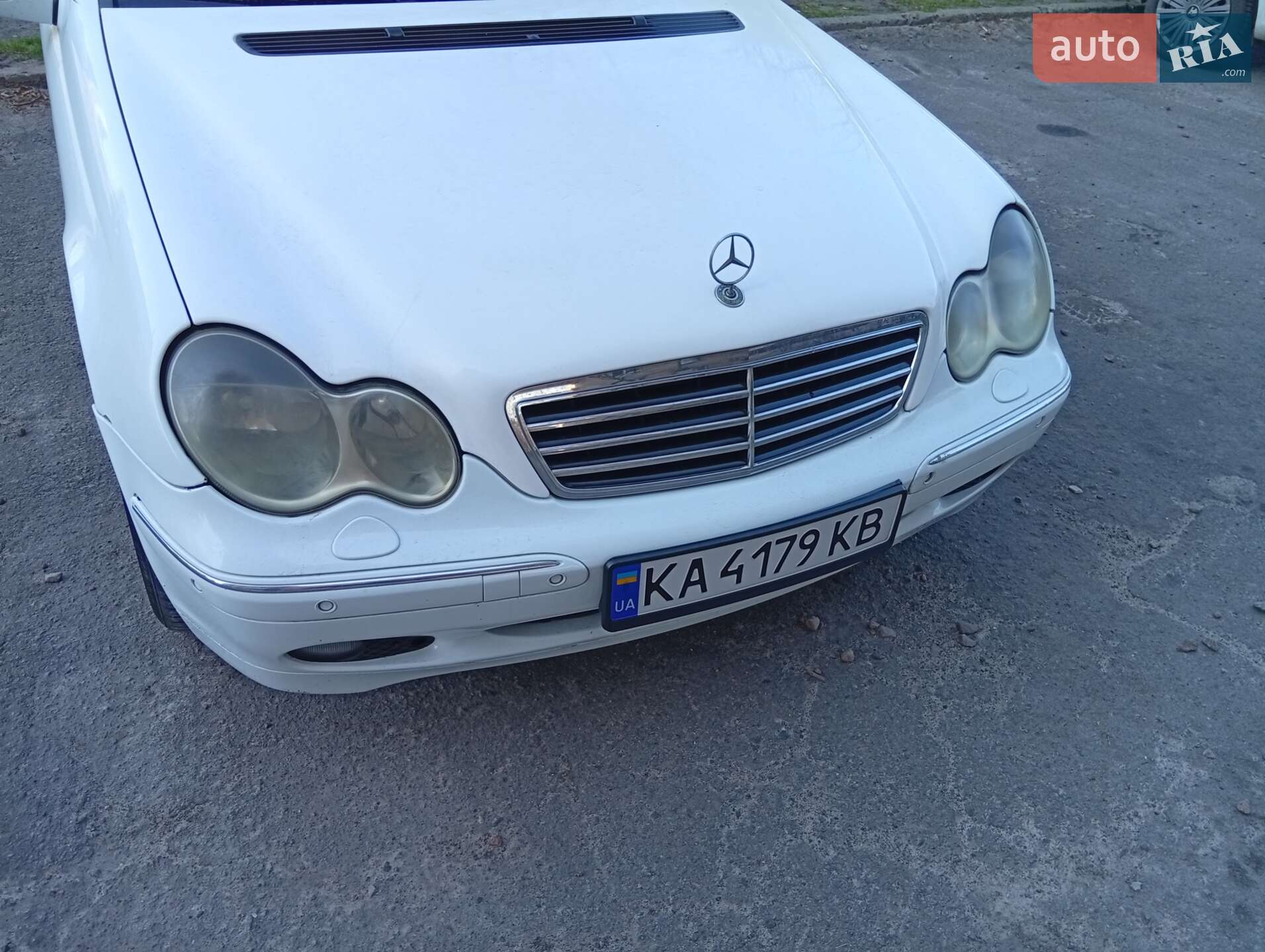 MERCEDES-BENZ C 240 2001