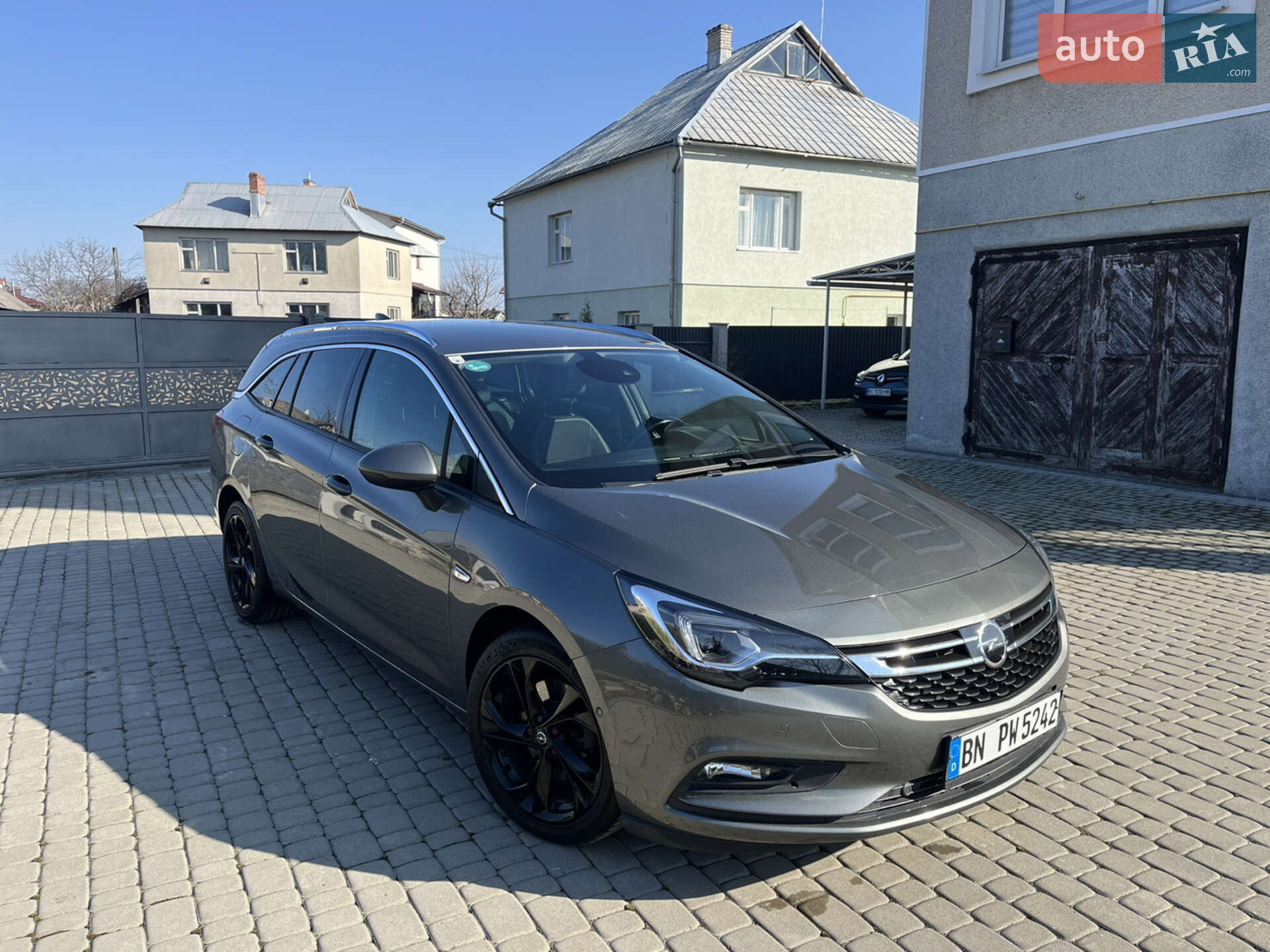 Головне фото звіту автомобіля OPEL ASTRA 2018