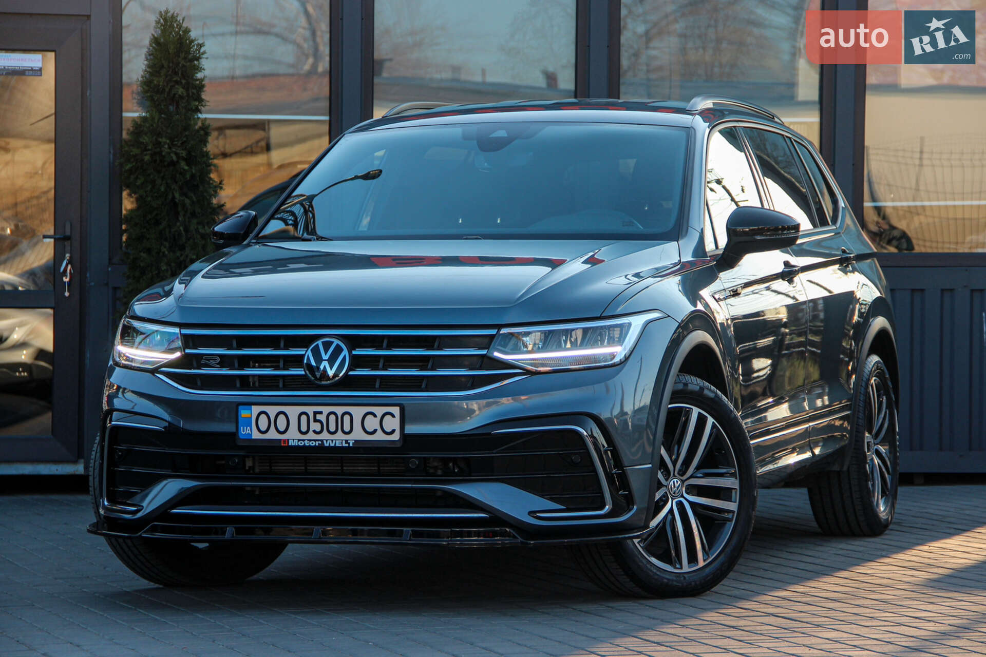 Головне фото звіту автомобіля VOLKSWAGEN TIGUAN 2021