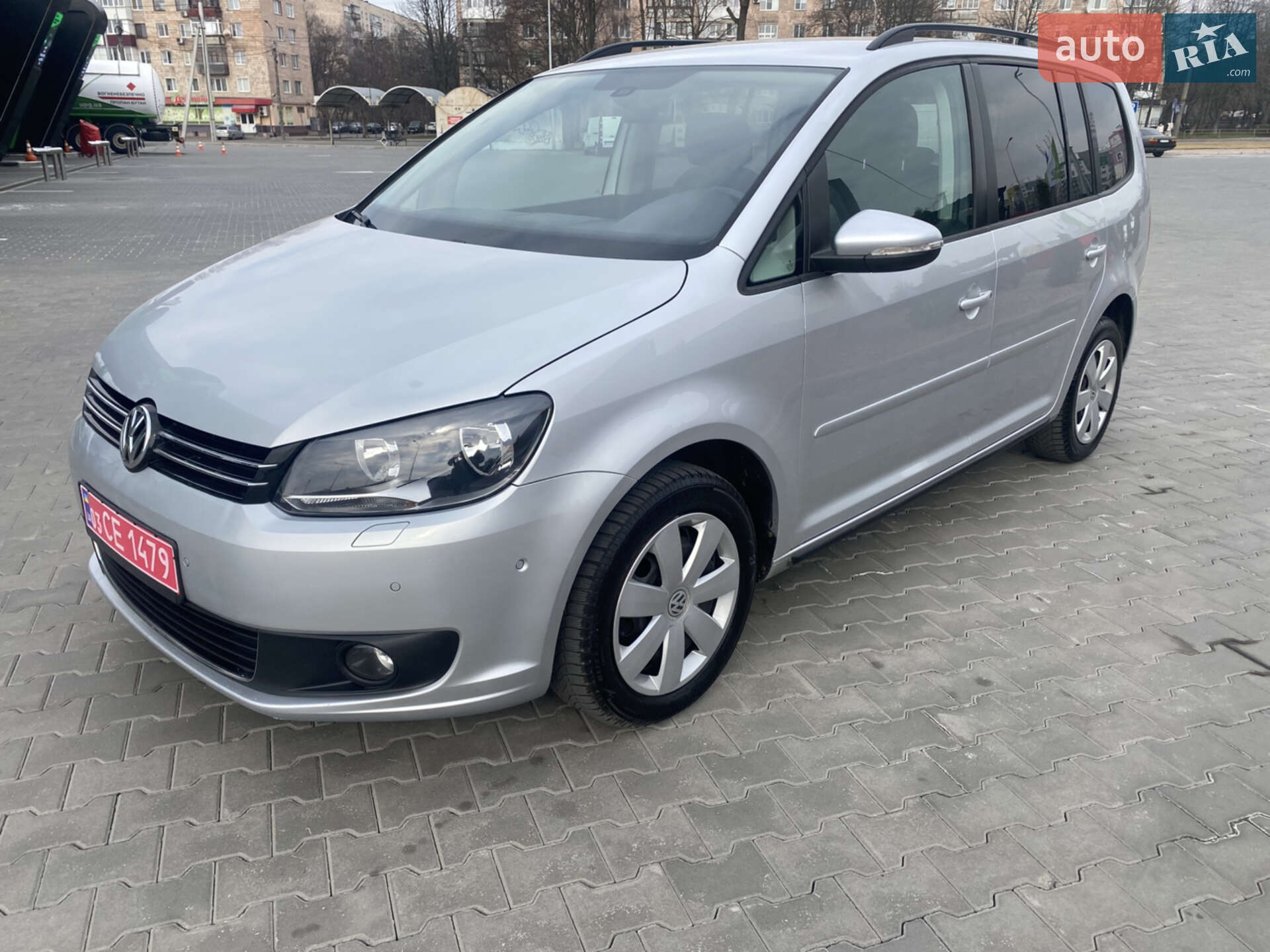 VOLKSWAGEN TOURAN 2014