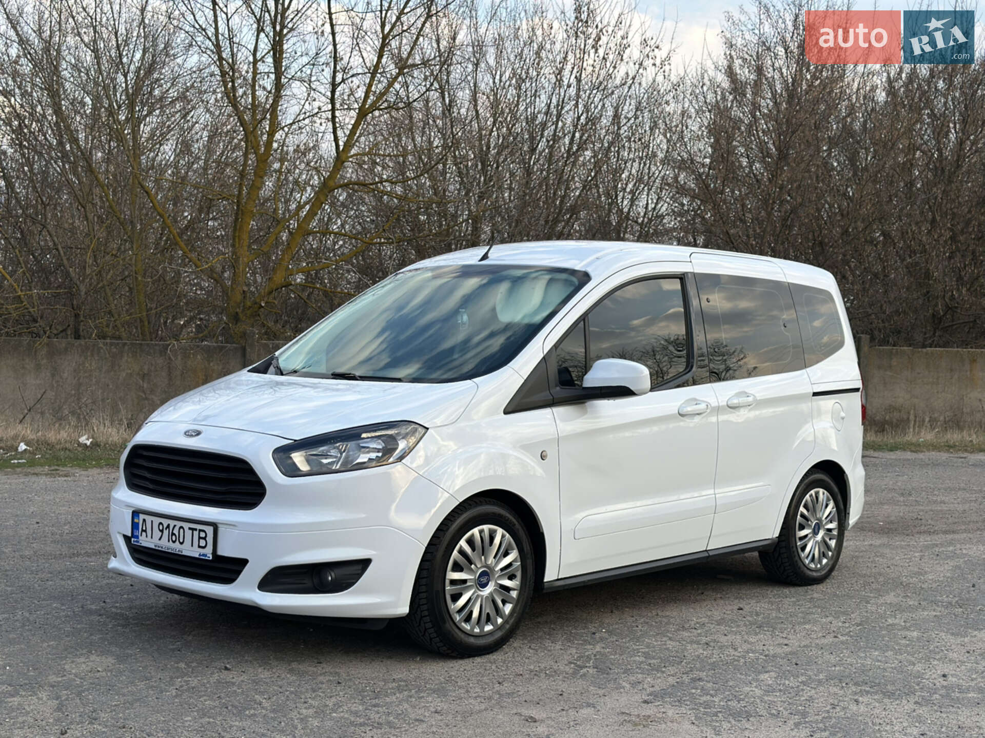 Ford Tourneo Courier 2017
