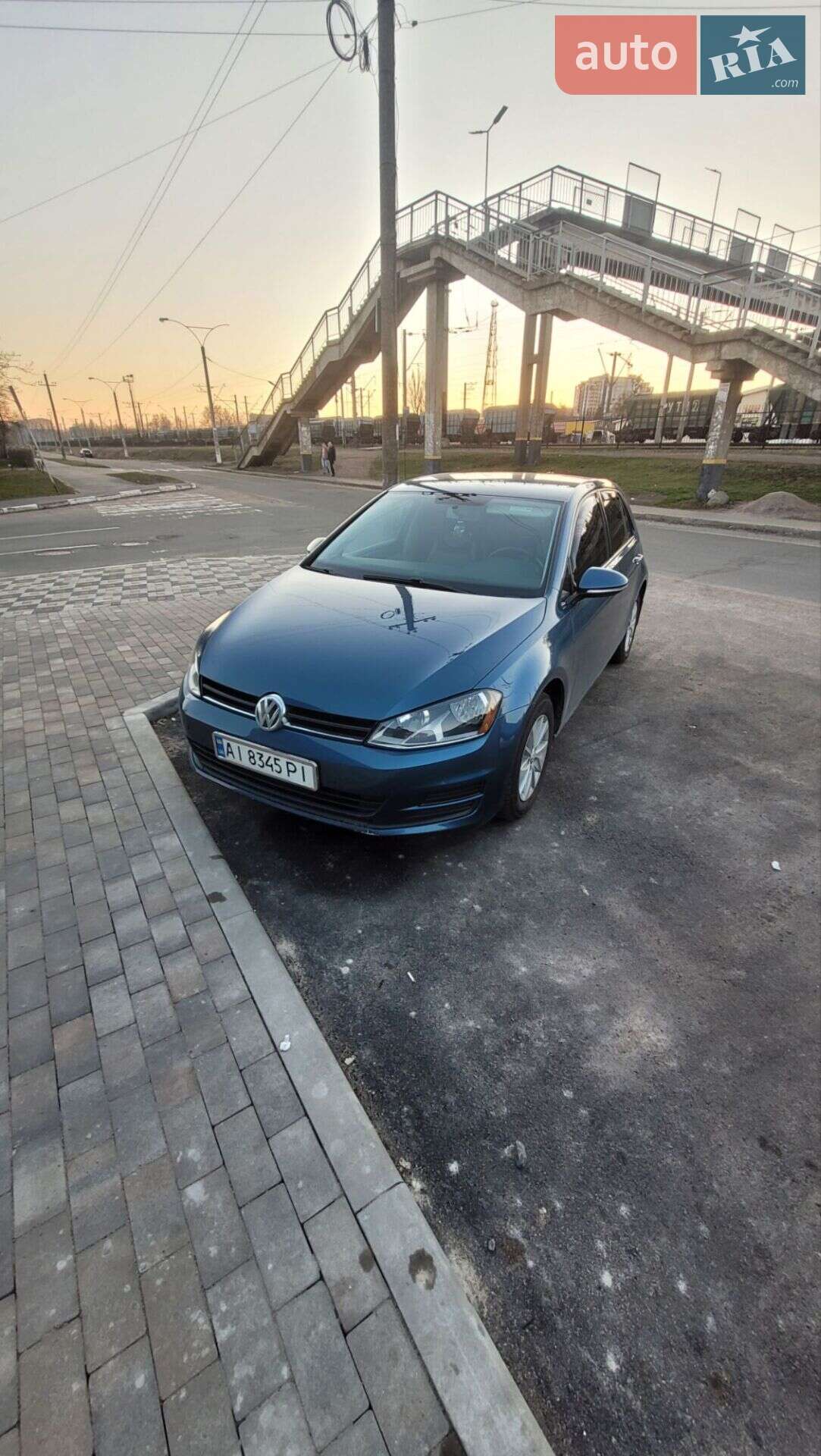 VOLKSWAGEN GOLF 2016