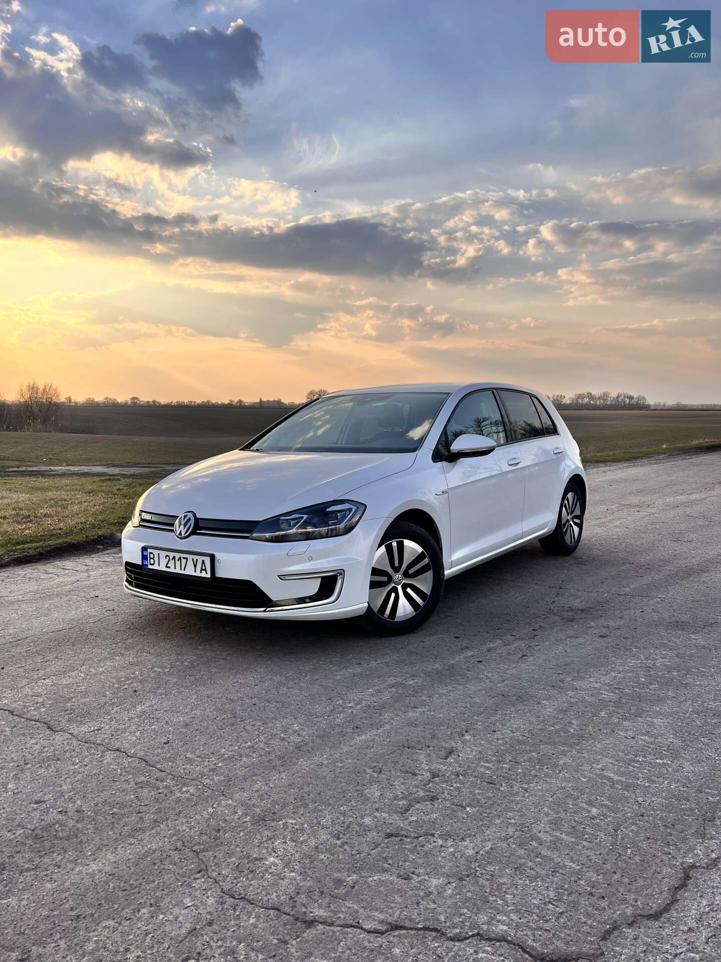 VOLKSWAGEN GOLF 2017