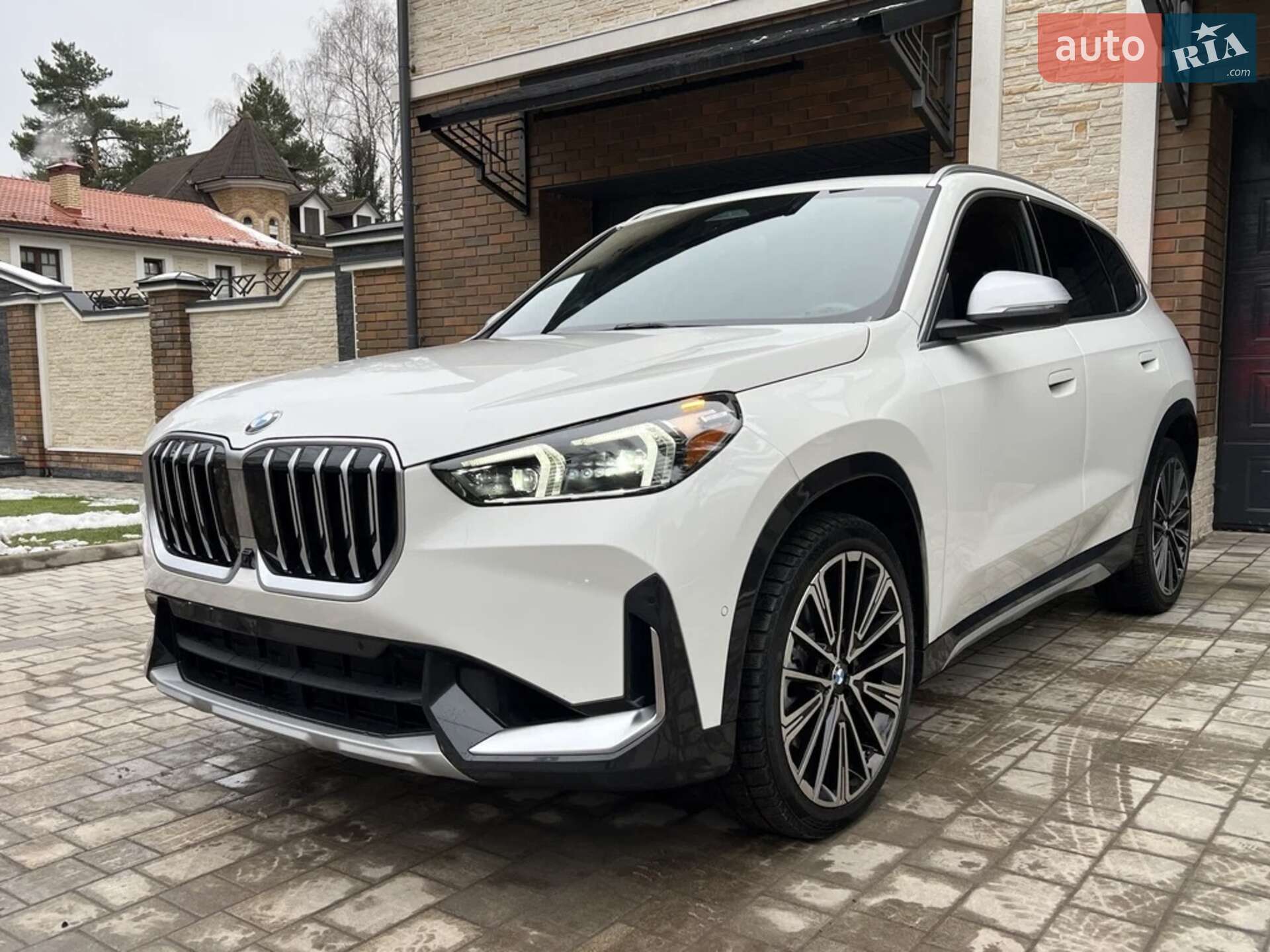 BMW X1 XDRIVE 28I 2022