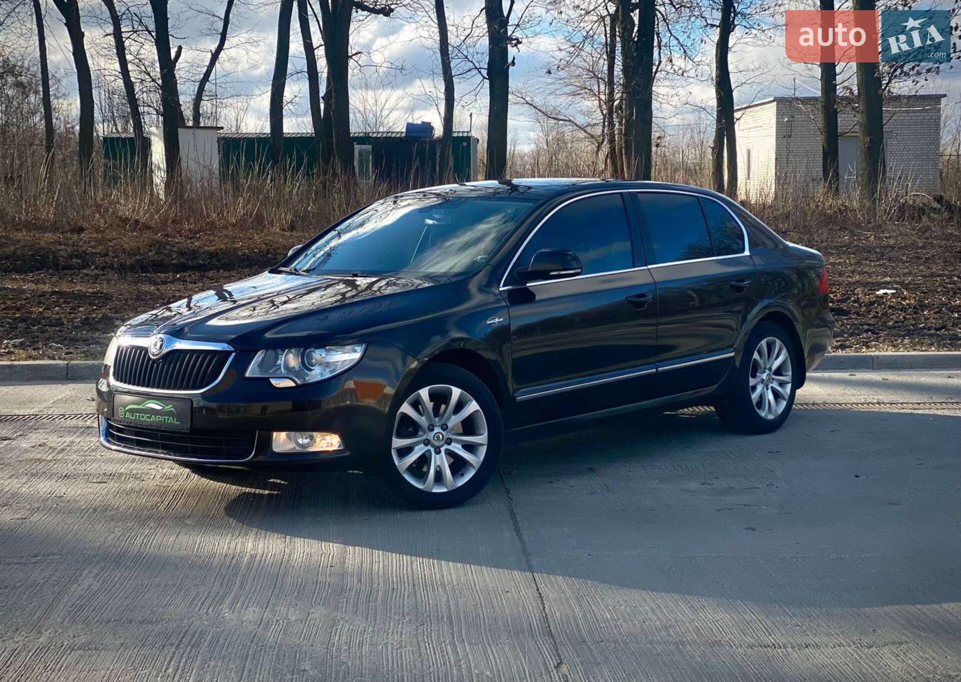 SKODA SUPERB 2012