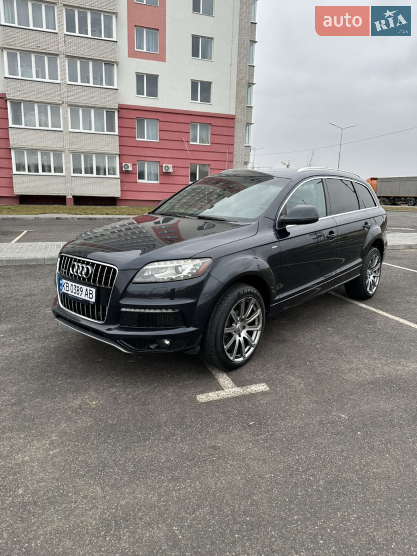 AUDI Q7