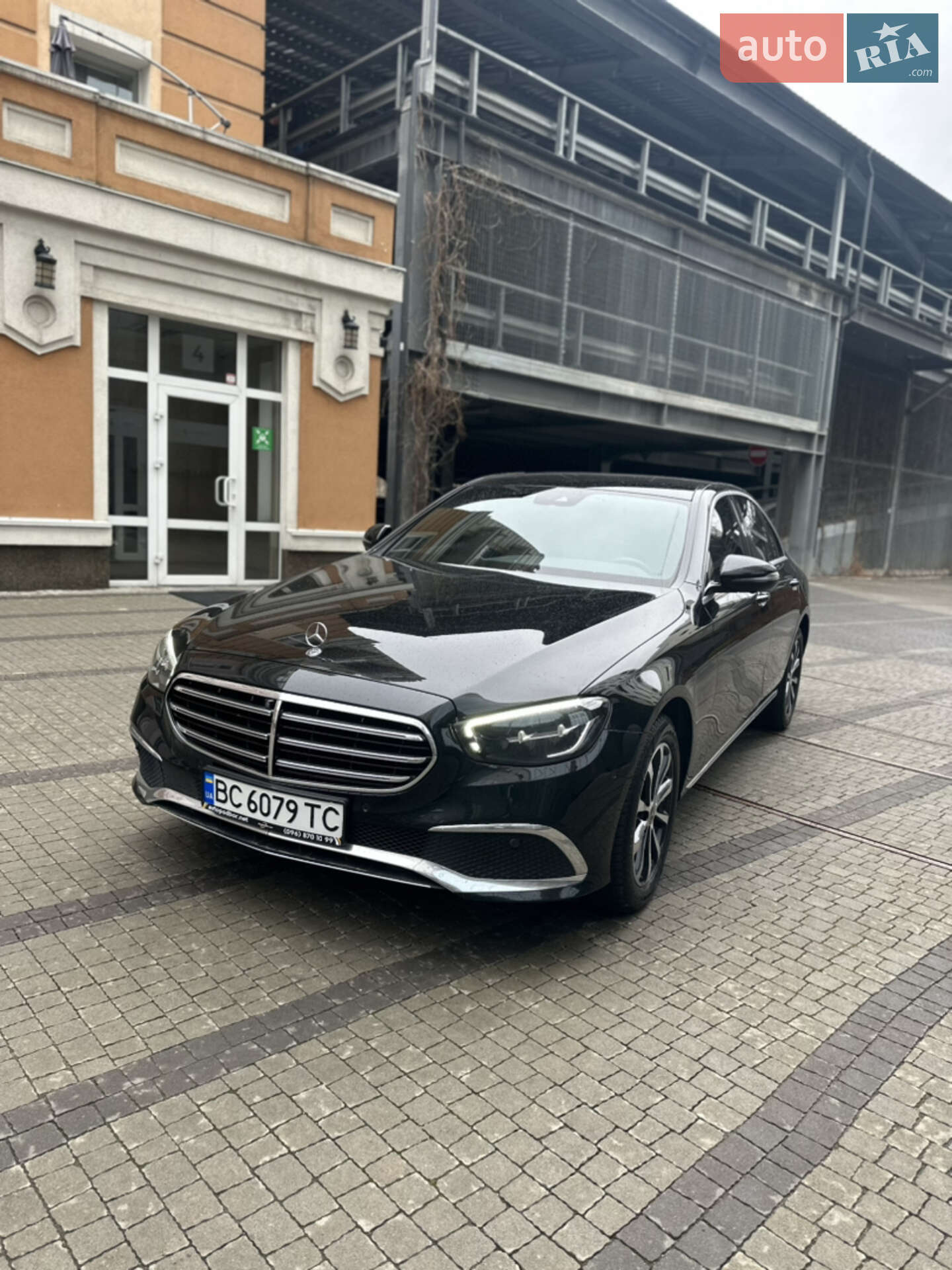 MERCEDES-BENZ E 220 2020