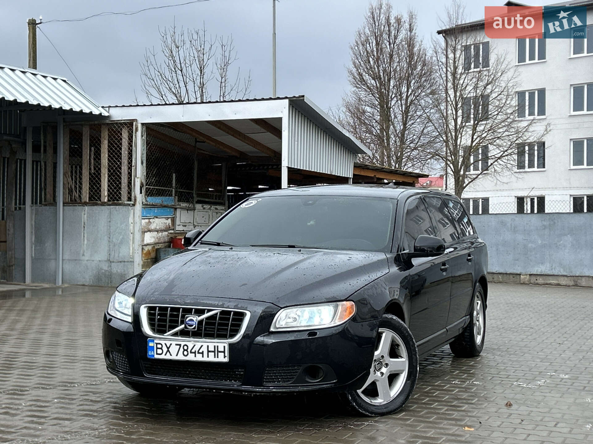 VOLVO V70 2008