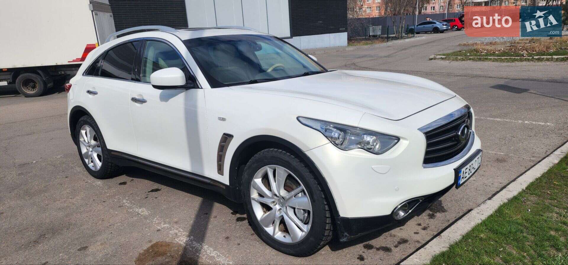 INFINITI FX30D 2013