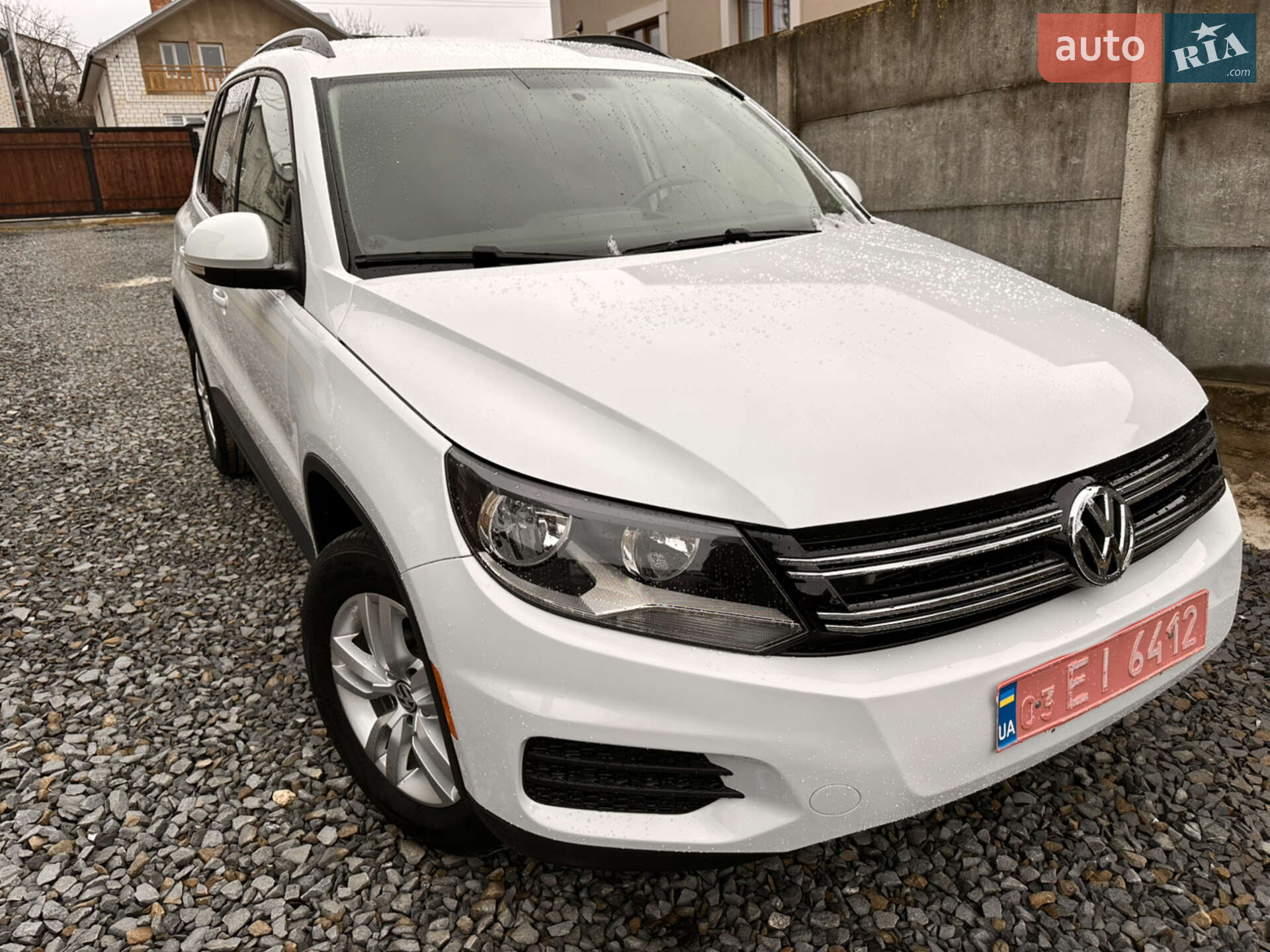 VOLKSWAGEN TIGUAN 2015