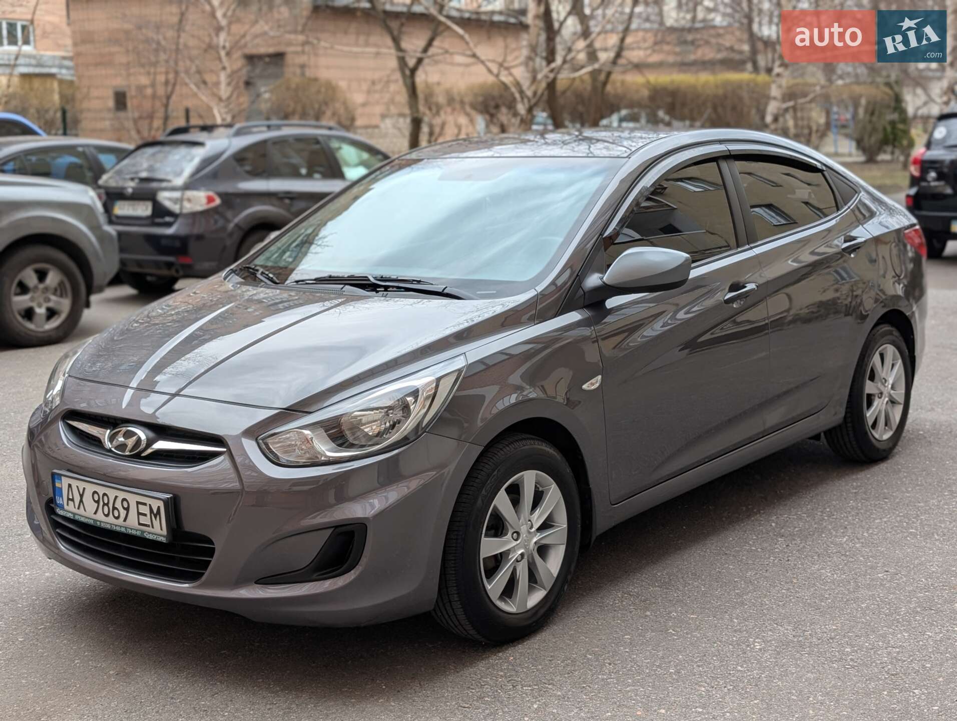 Головне фото звіту автомобіля HYUNDAI ACCENT 2013