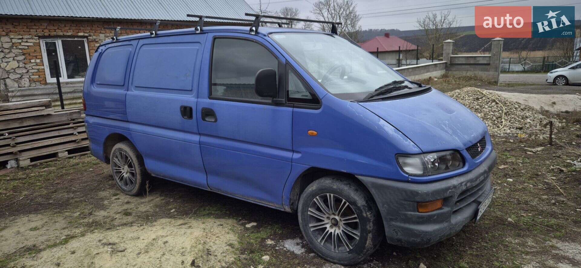 MITSUBISHI L 400 1999