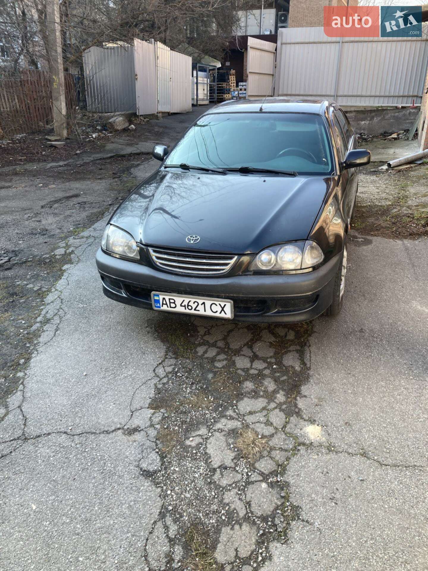 TOYOTA AVENSIS 1998