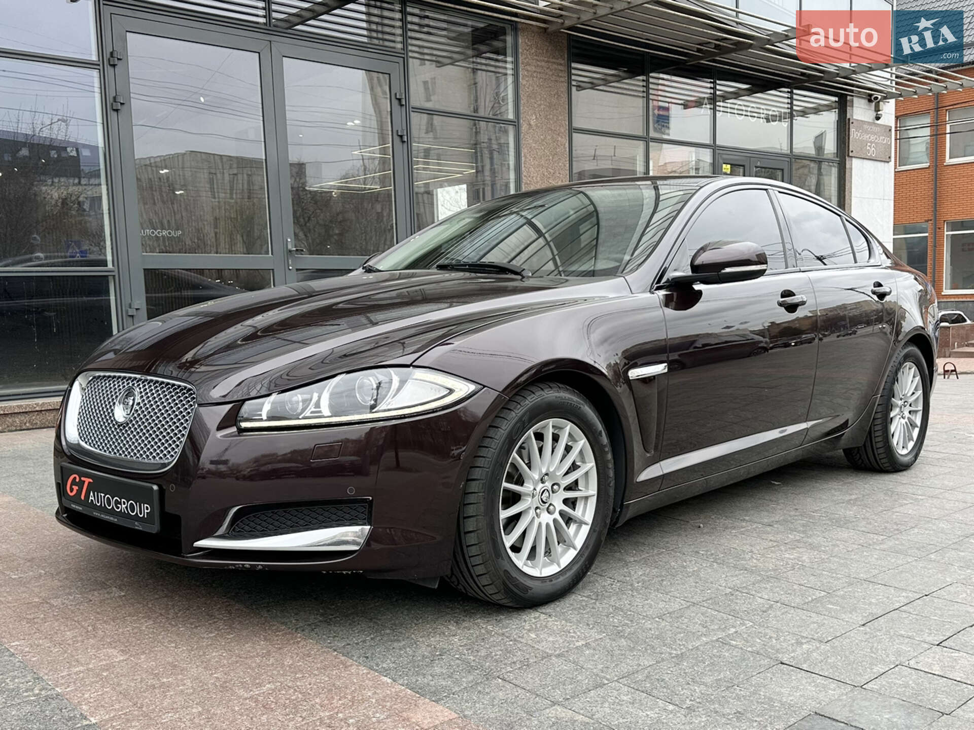 JAGUAR XF 2012