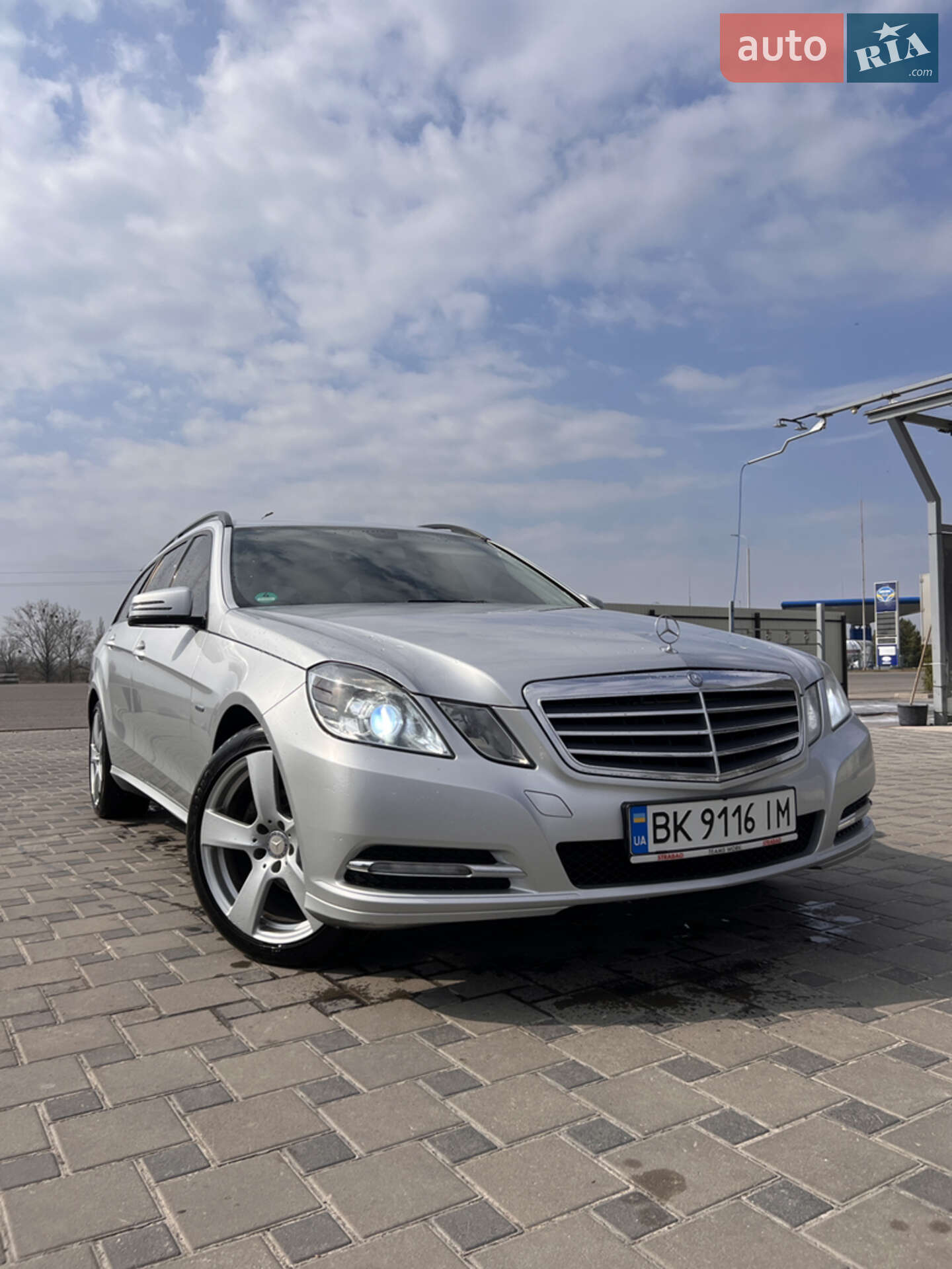 MERCEDES-BENZ E 220 CDI 2011