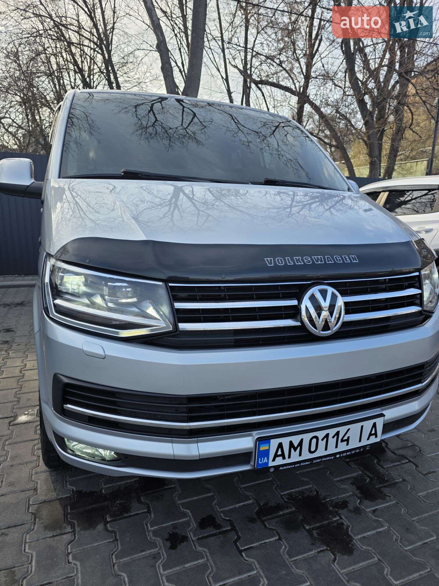 VOLKSWAGEN TRANSPORTER 2017