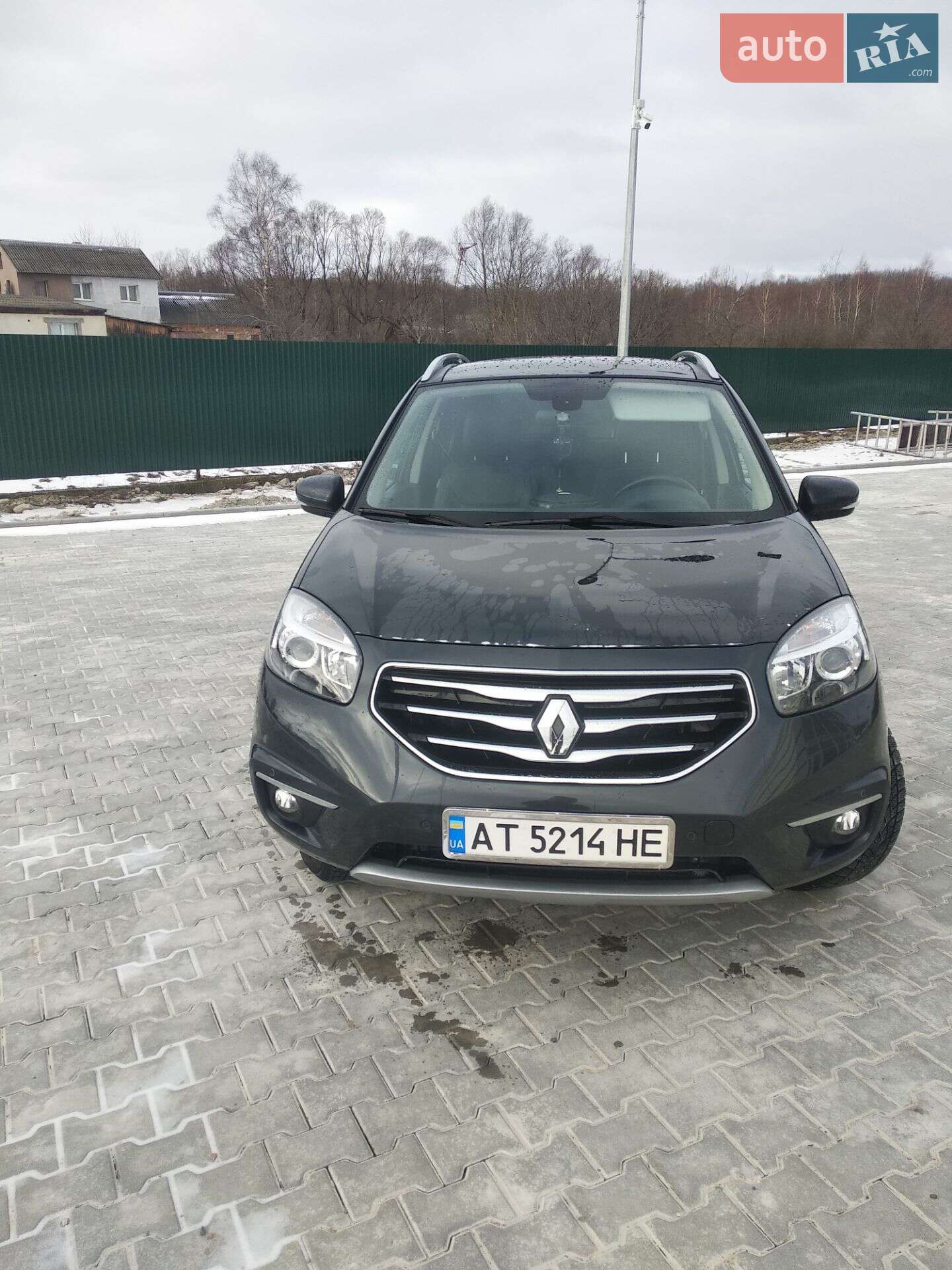 Головне фото звіту автомобіля RENAULT KOLEOS 2012